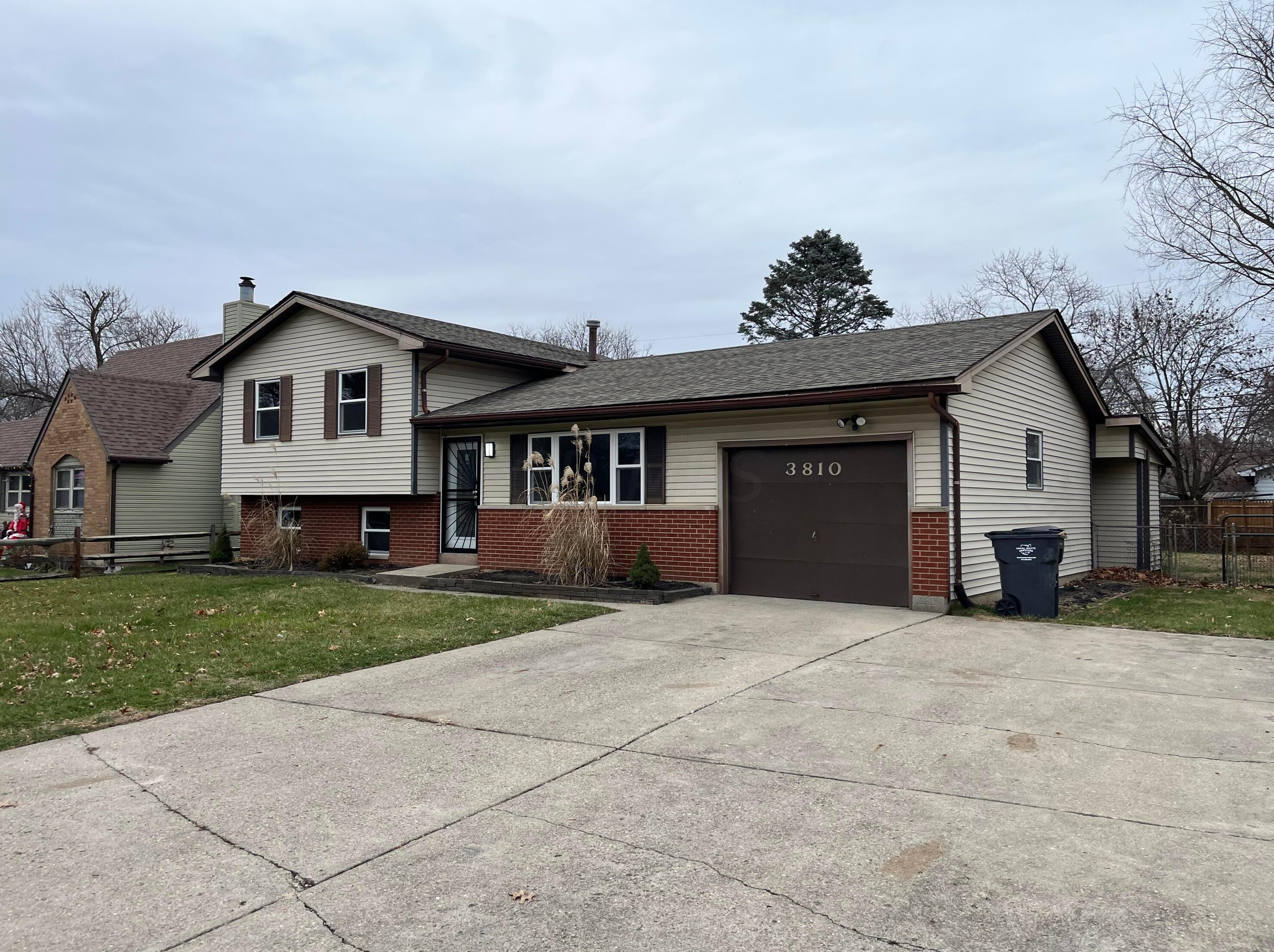 3810 Noe Bixby Rd, Columbus OH  43232-6163 exterior