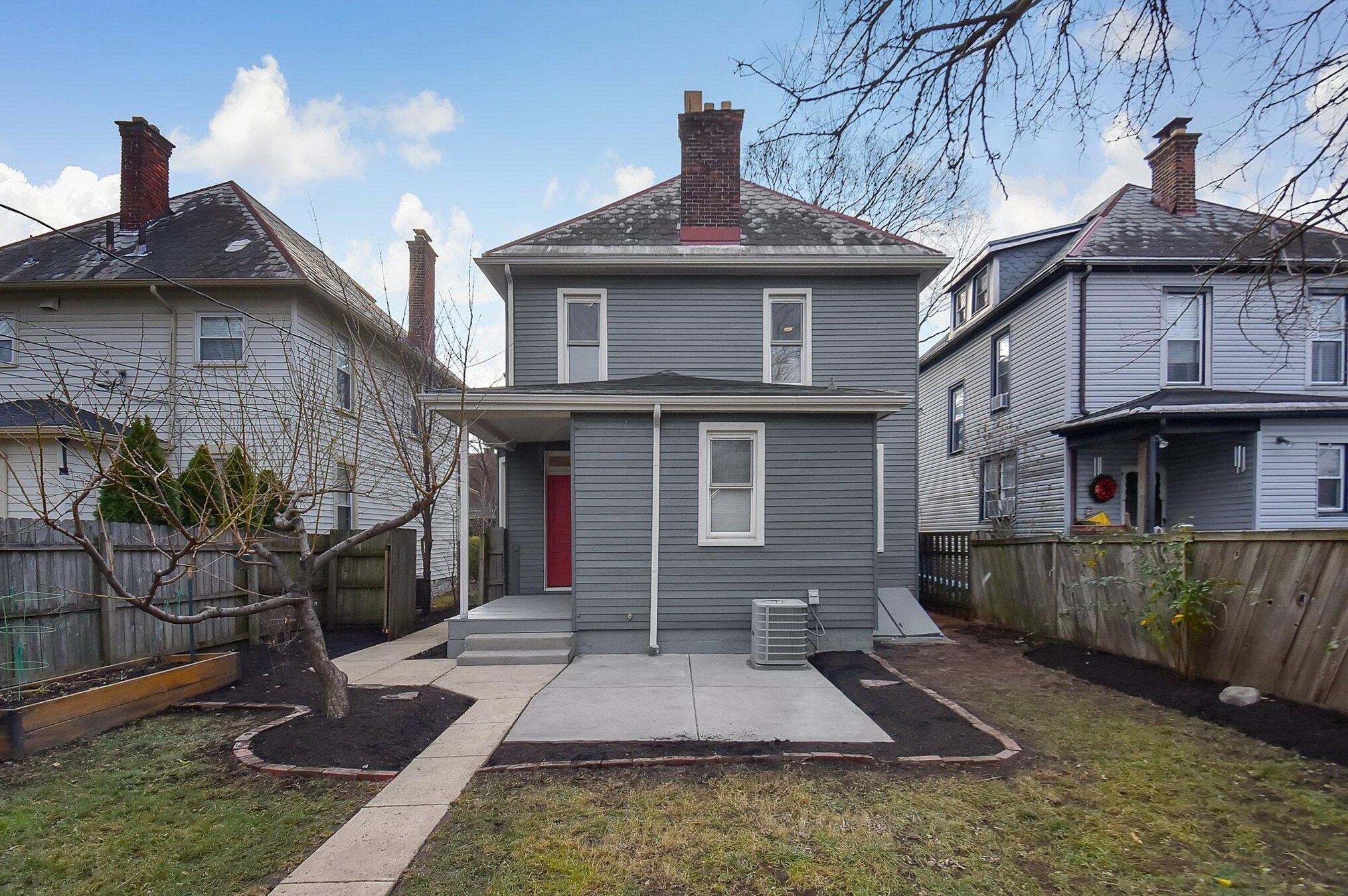 306 Mithoff St, Columbus OH  43206-3530 exterior