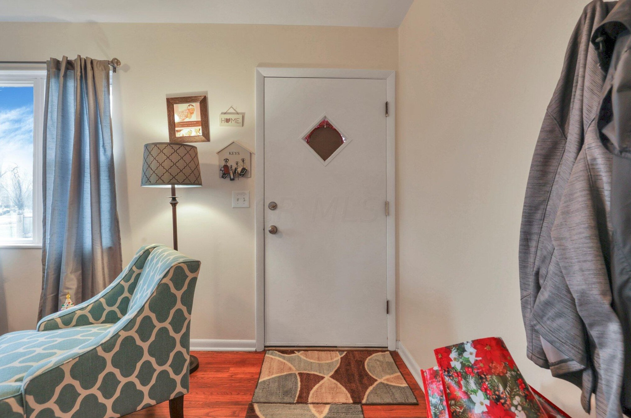 3719 Mccarley Dr, Columbus OH 43228-3134 exterior