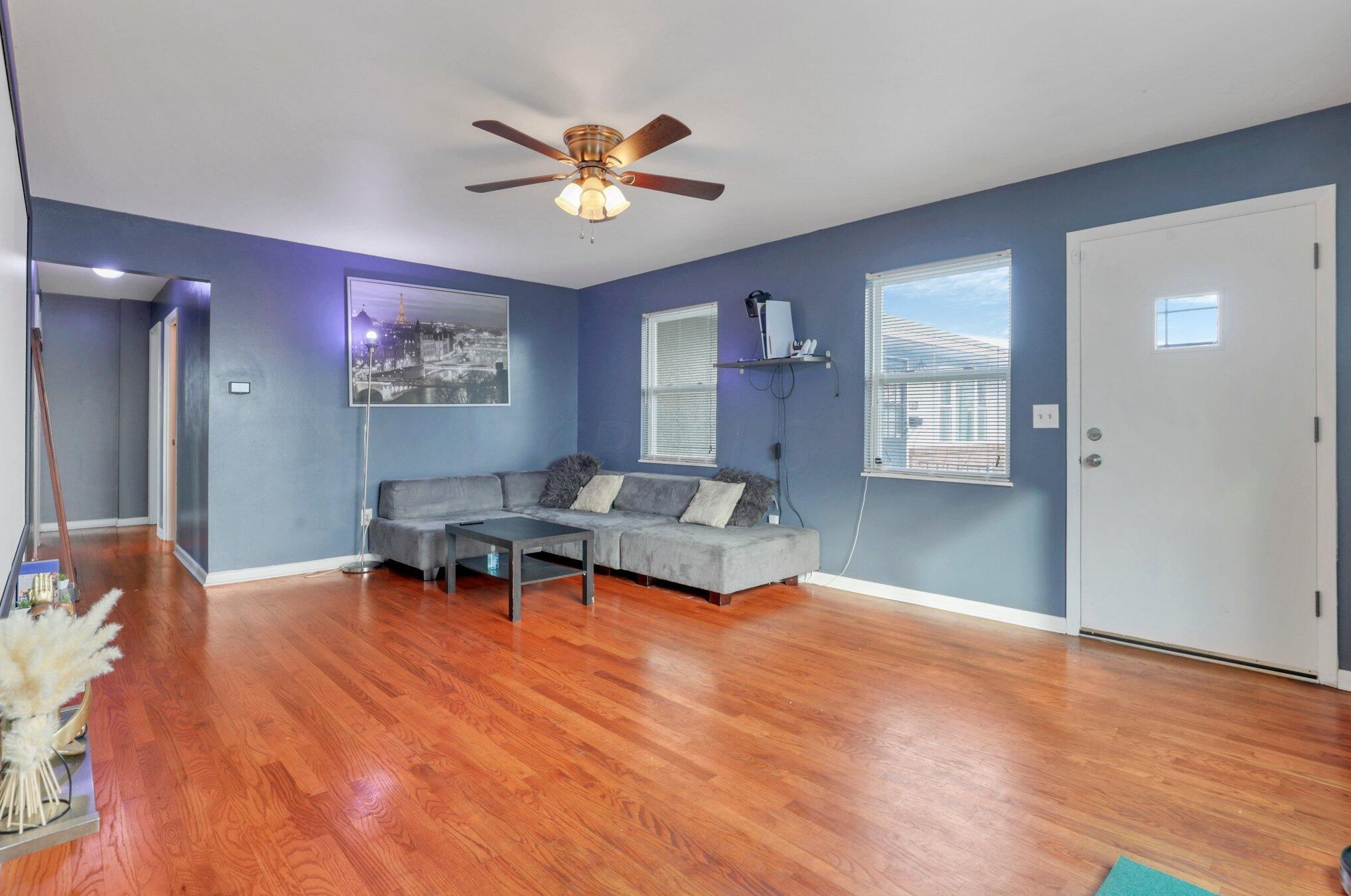 3719 Mccarley Dr, Columbus OH 43228-3134 exterior