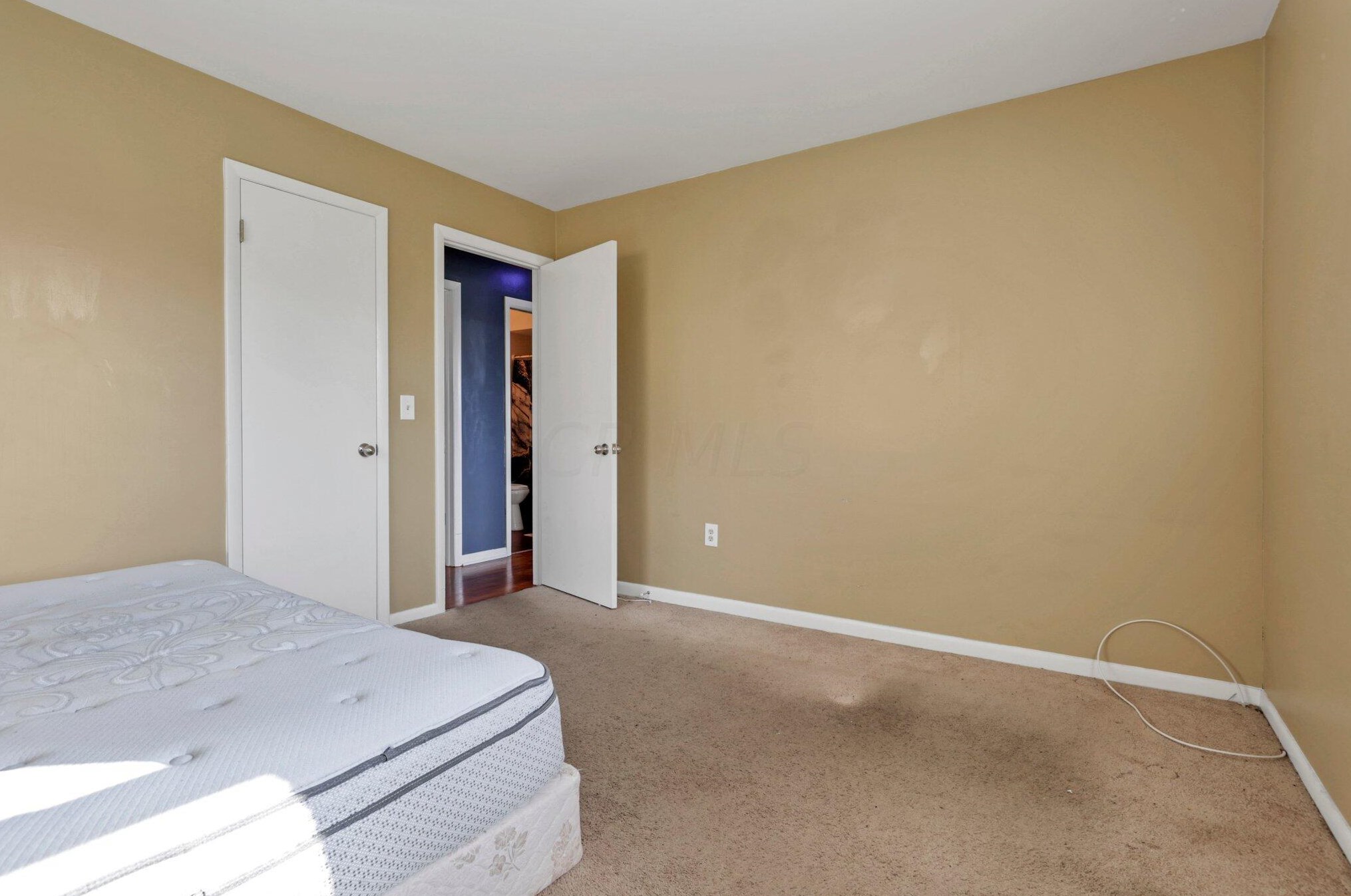 3719 Mccarley Dr, Columbus OH 43228-3134 exterior