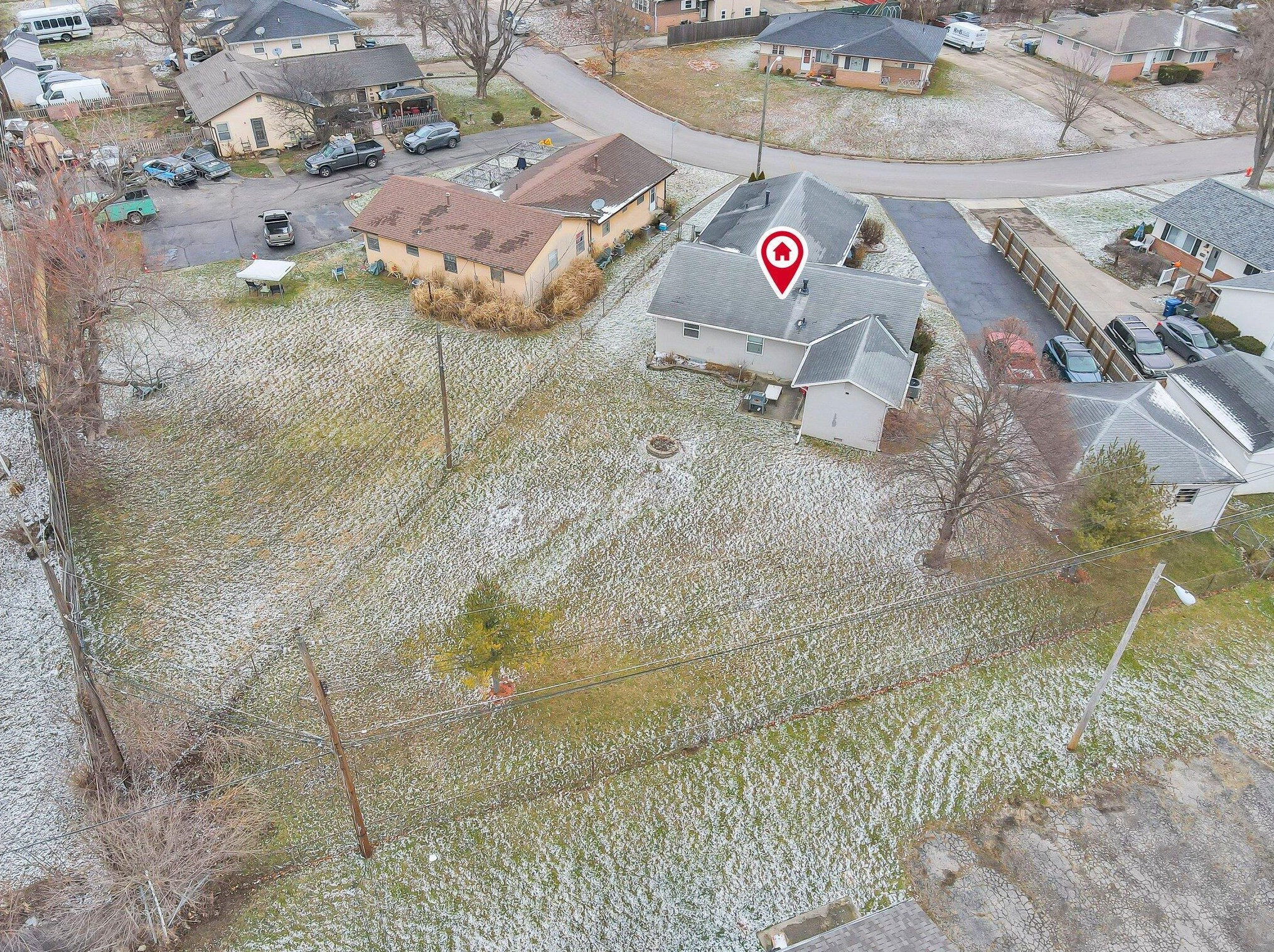 3719 Mccarley Dr, Columbus OH 43228-3134 exterior