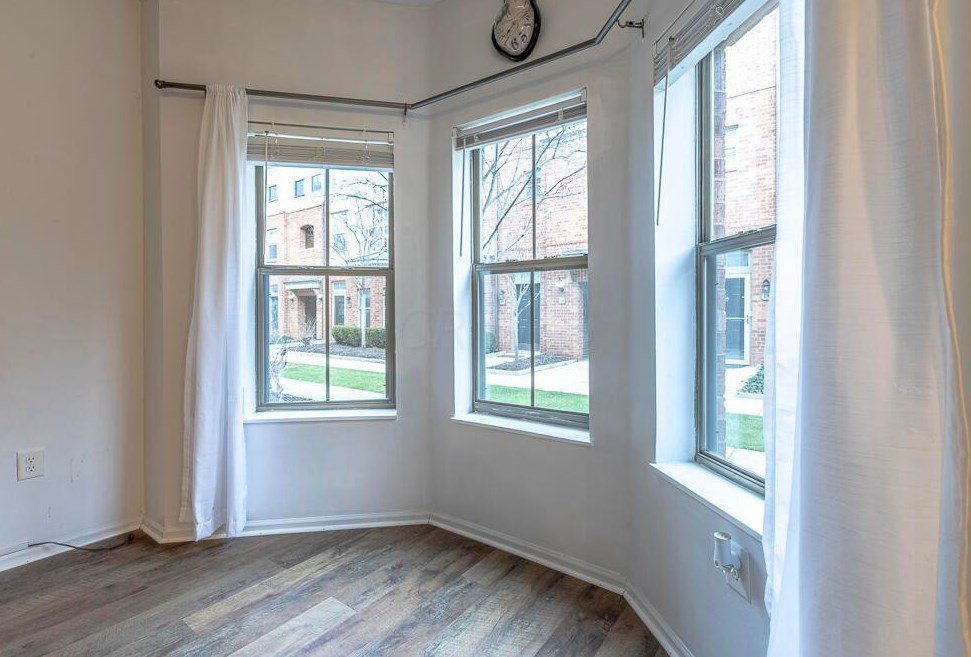 17 Victorian Gate Way, Columbus, OH 43215-1682