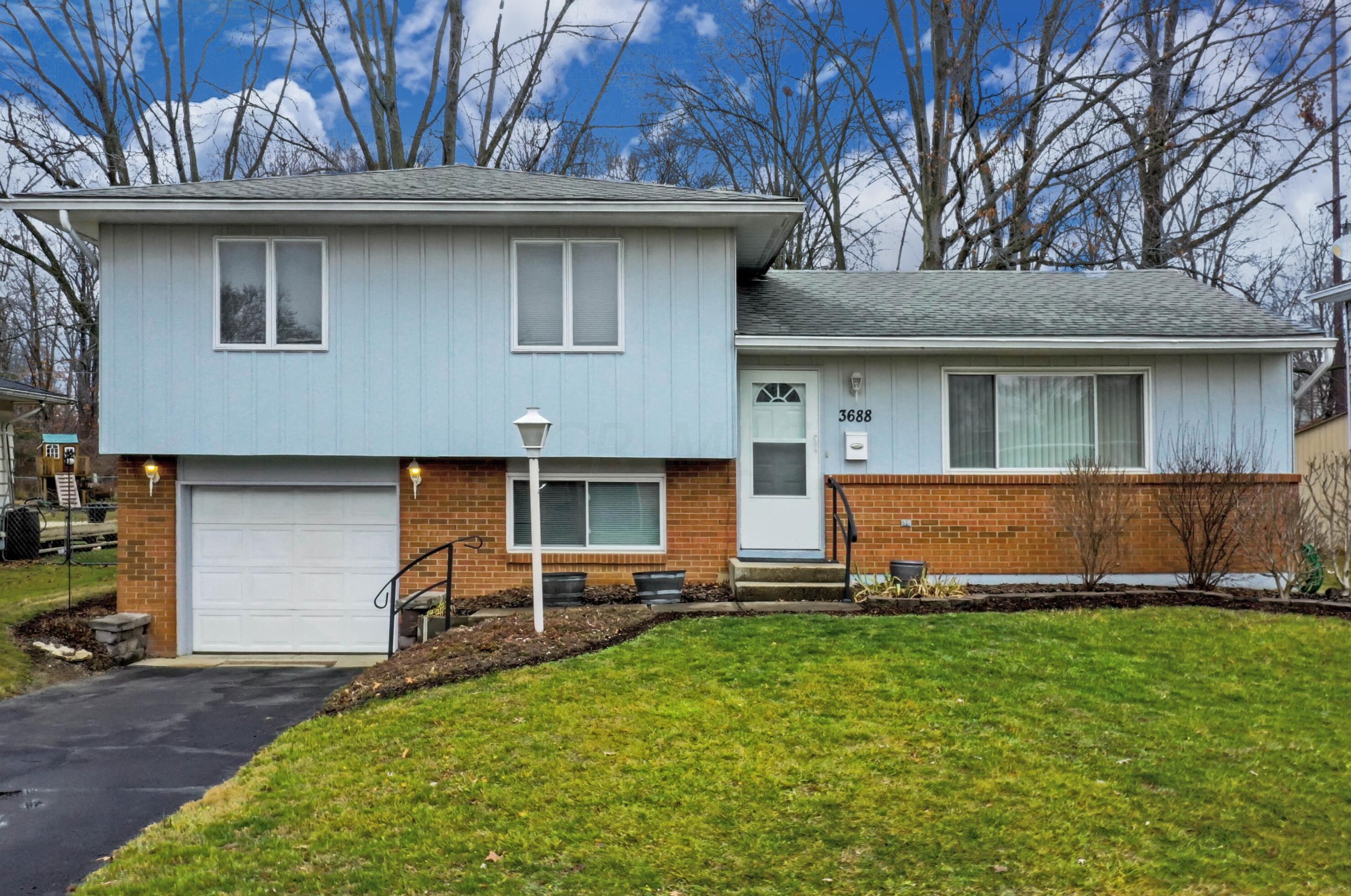 3688 Bader Ct, Westerville, OH 43081-3510