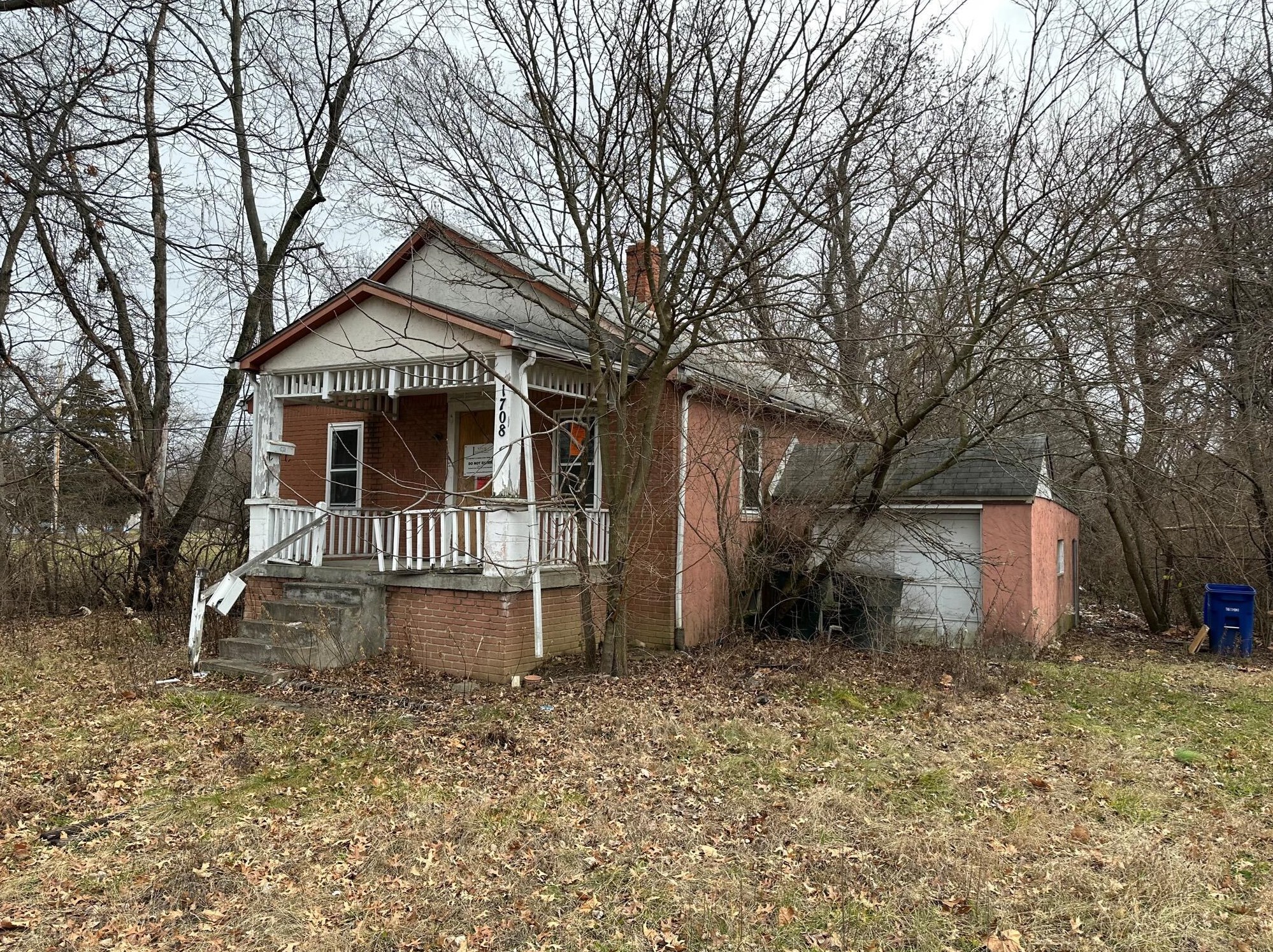1708 Barnett Rd, Columbus, OH 43227-3526