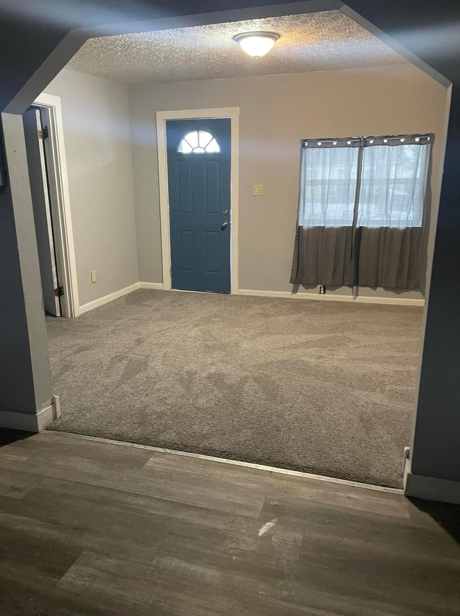 2074 Cooke Rd, Columbus OH  43224-2412 exterior