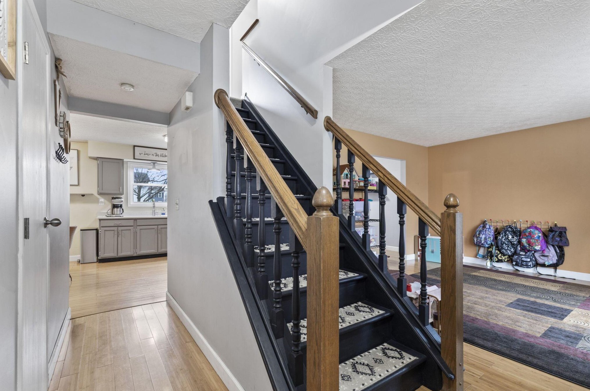 502 Waring Way, Columbus, OH 43230