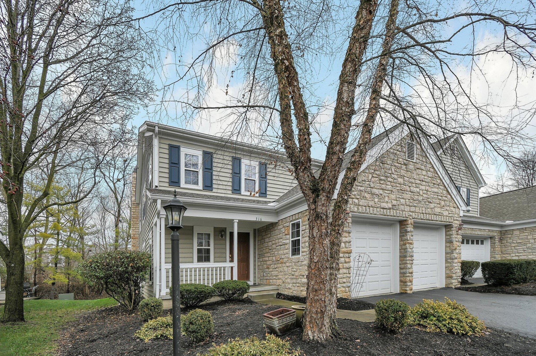 316 Buck Run Trl, Westerville, OH 43082-8948