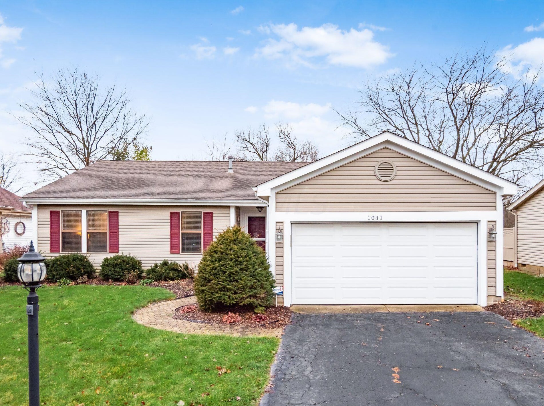 1041 Discovery Dr, Columbus, OH 43085-4708