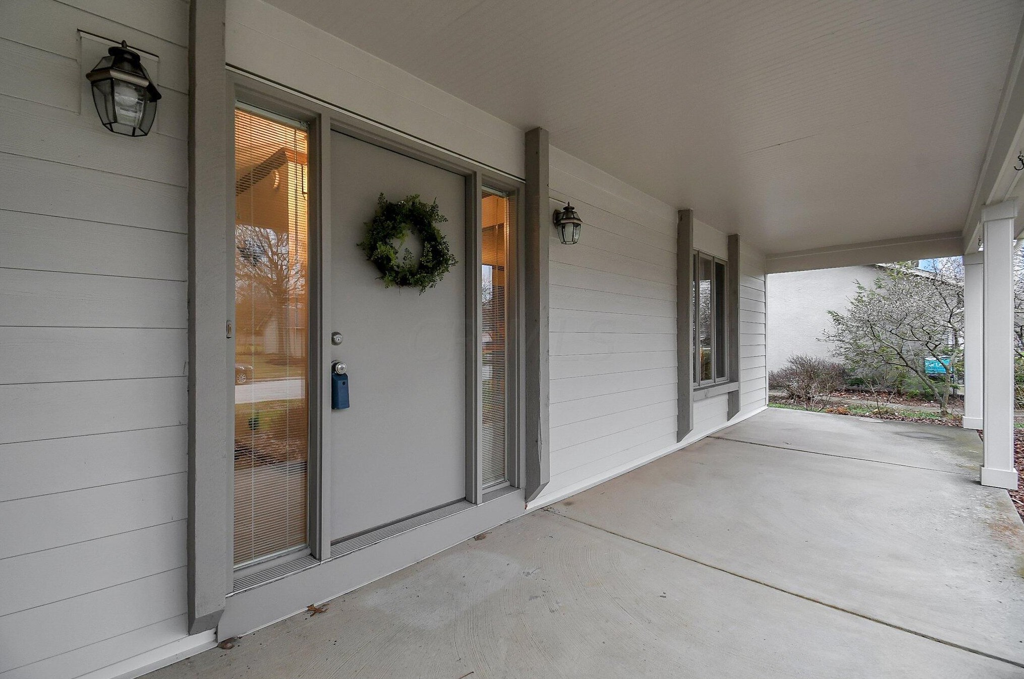 2041 Stowbridge Rd, Dublin, OH 43016-8903