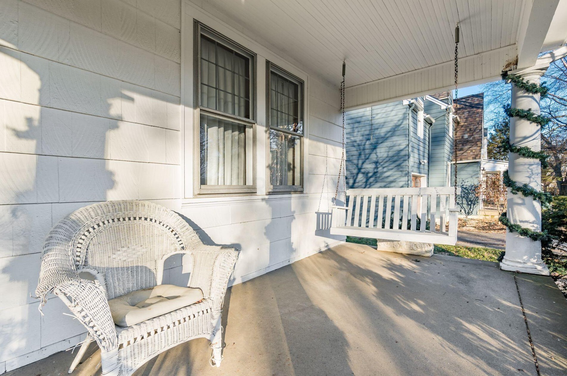 46 Weisheimer Rd, Columbus OH 43214-2146 exterior