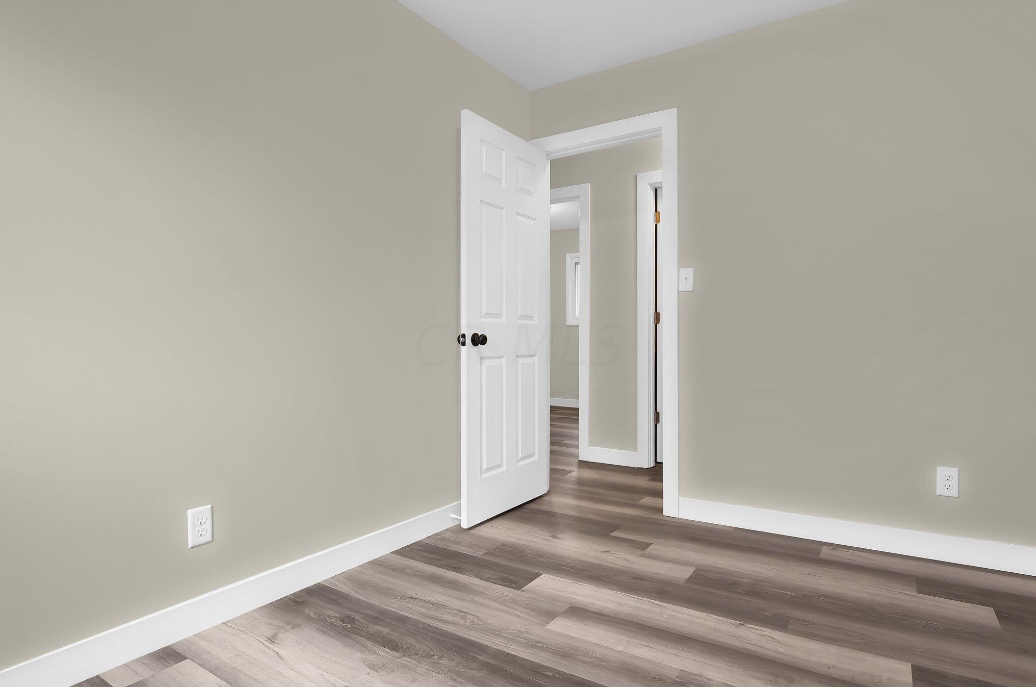 5322 Newport Rd, Columbus OH  43232-6323 exterior