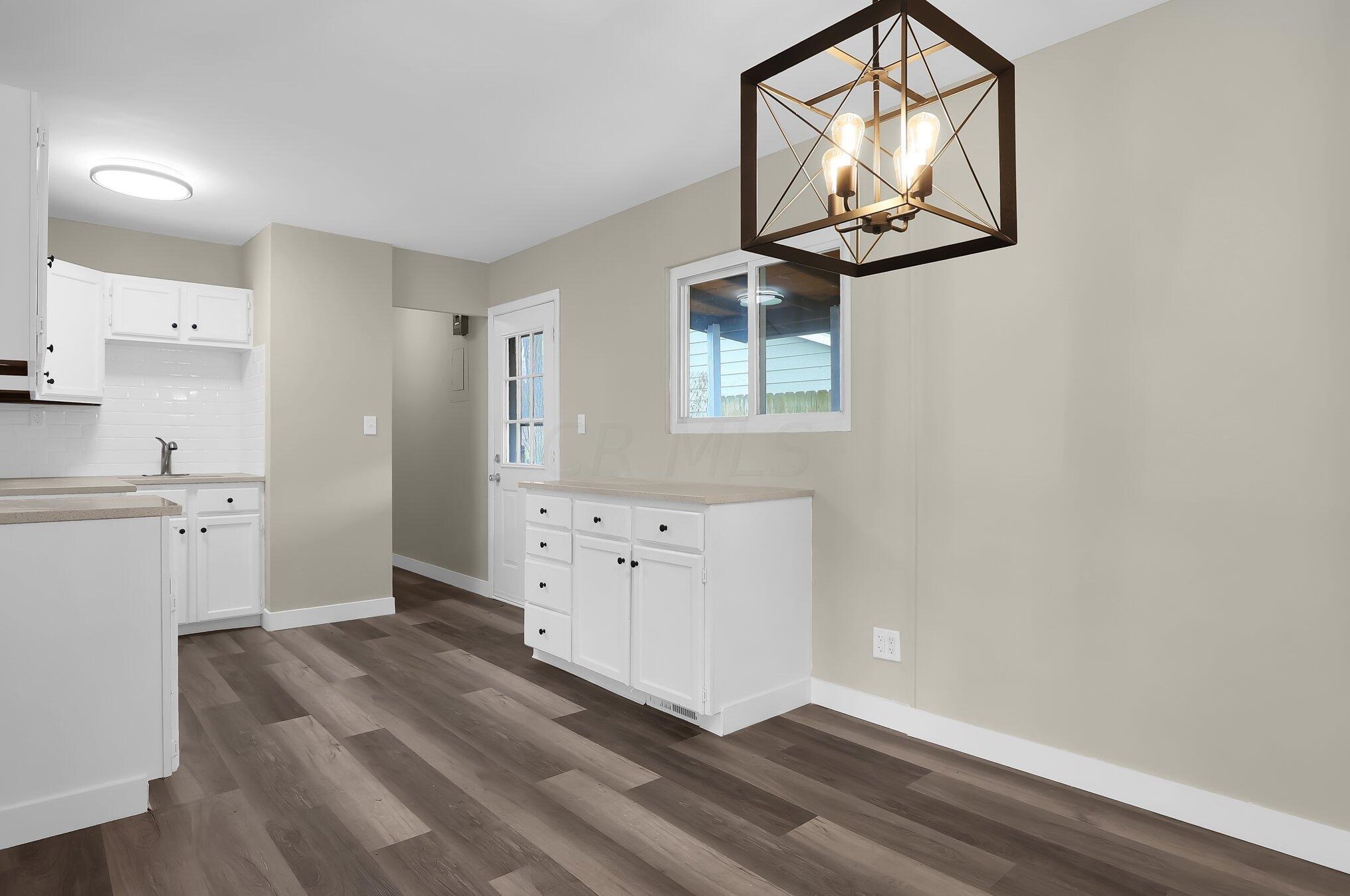 5322 Newport Rd, Columbus OH  43232-6323 exterior