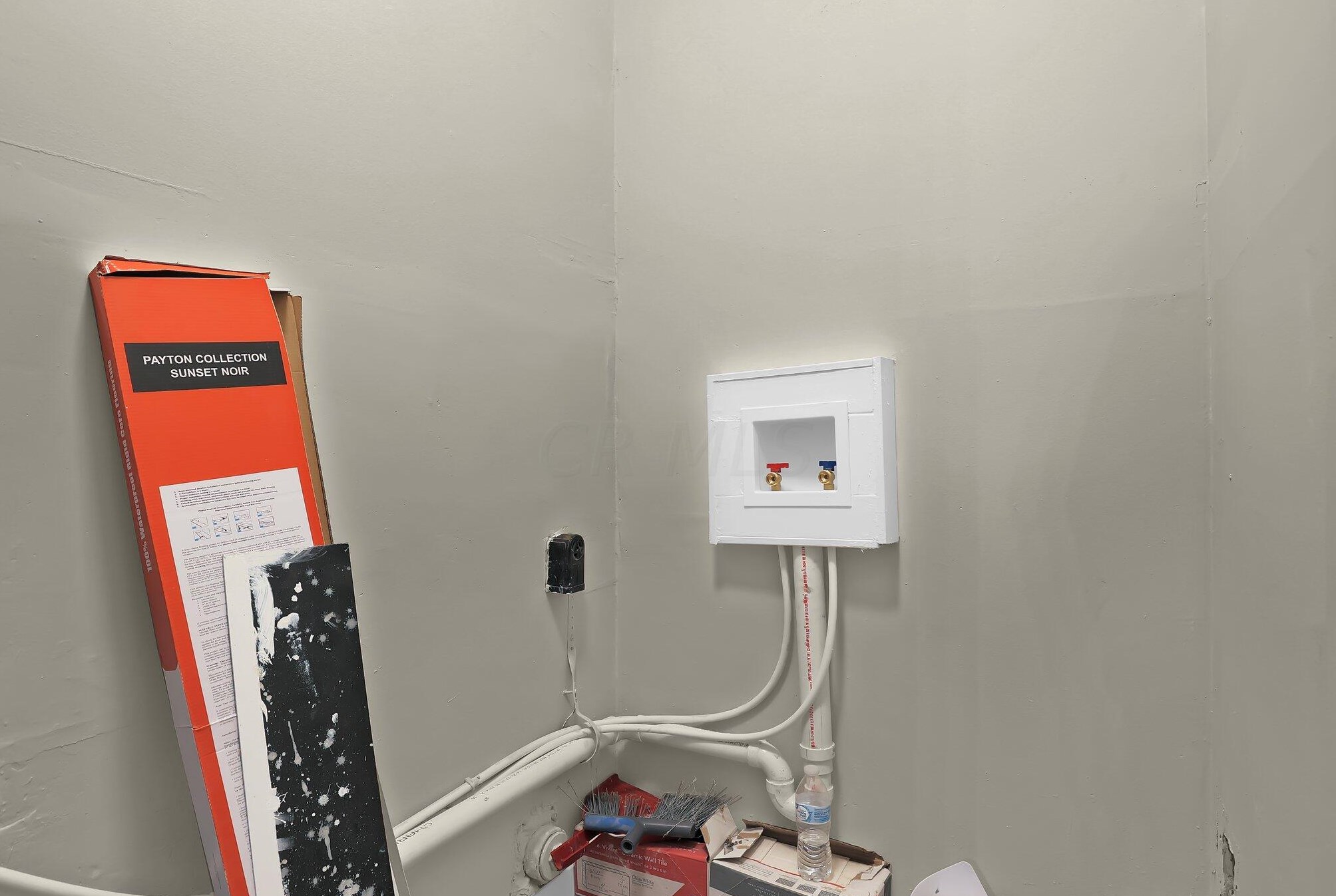 5322 Newport Rd, Columbus OH  43232-6323 exterior