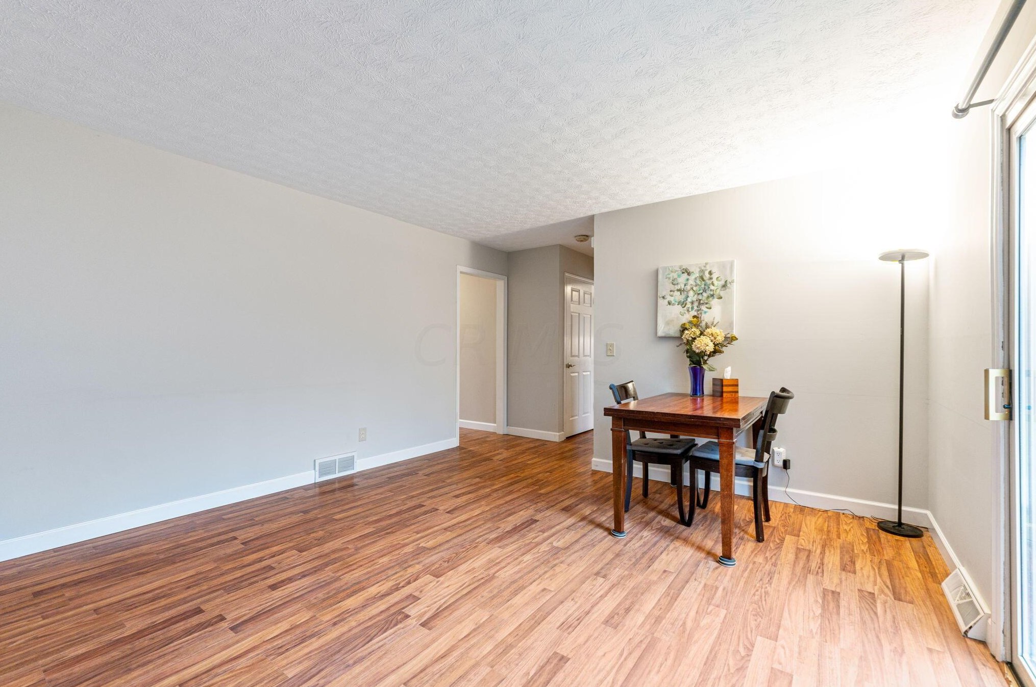 1211 Northport Dr, Columbus OH  43235-4083 exterior