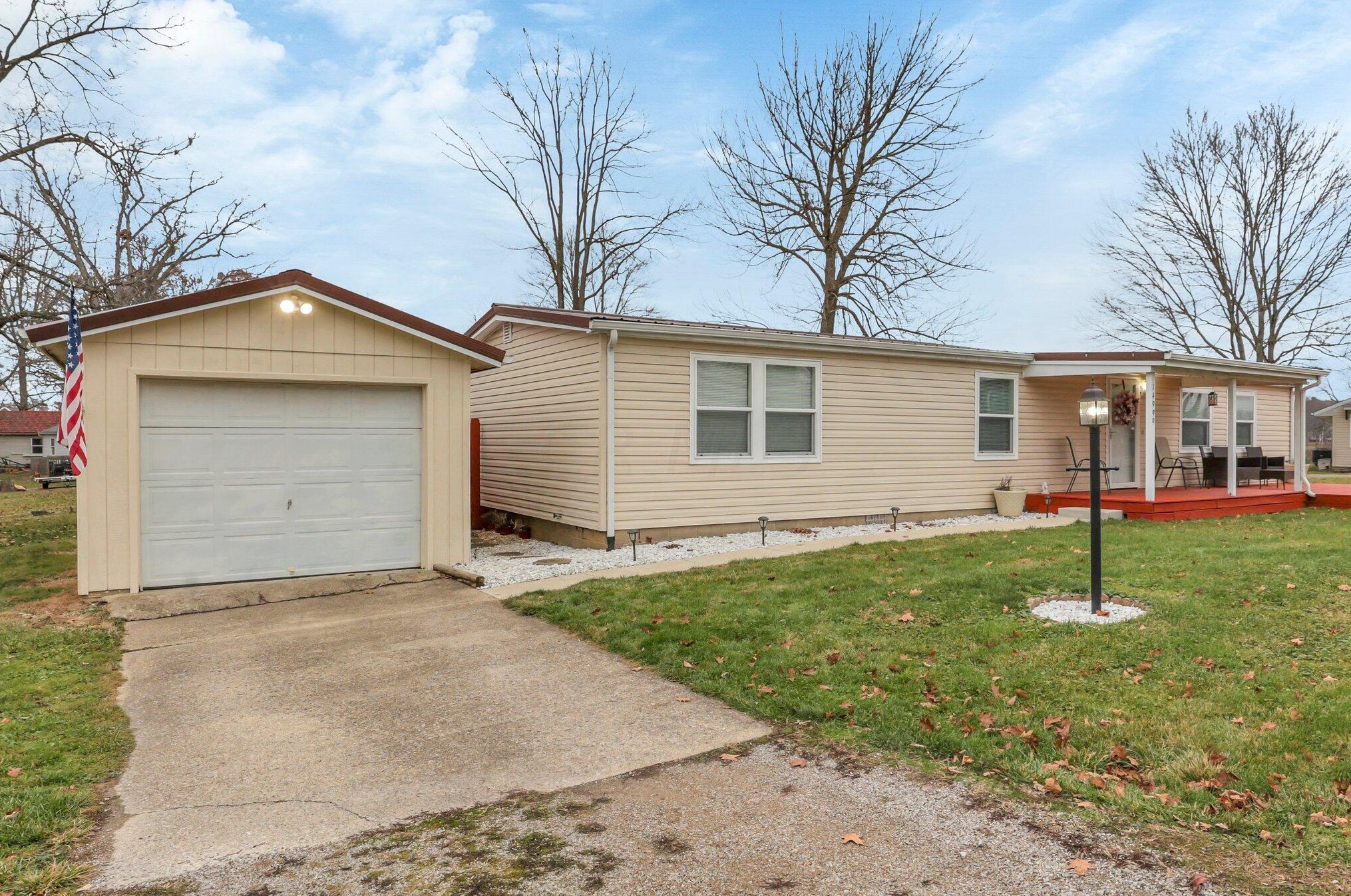 14999 Mayfair Rd, Thornville, OH 43076