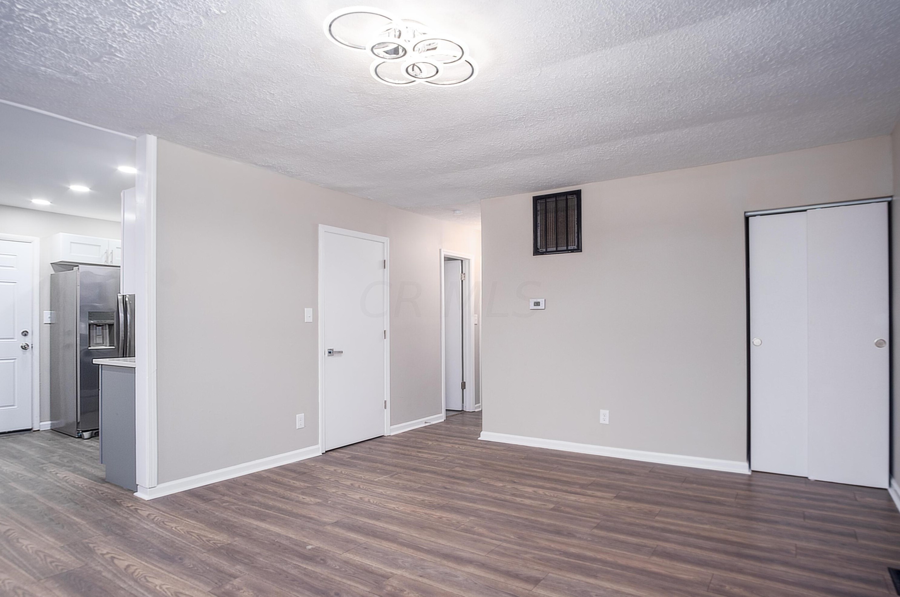 1655 Marsdale Ave, Columbus, OH 43223-3710