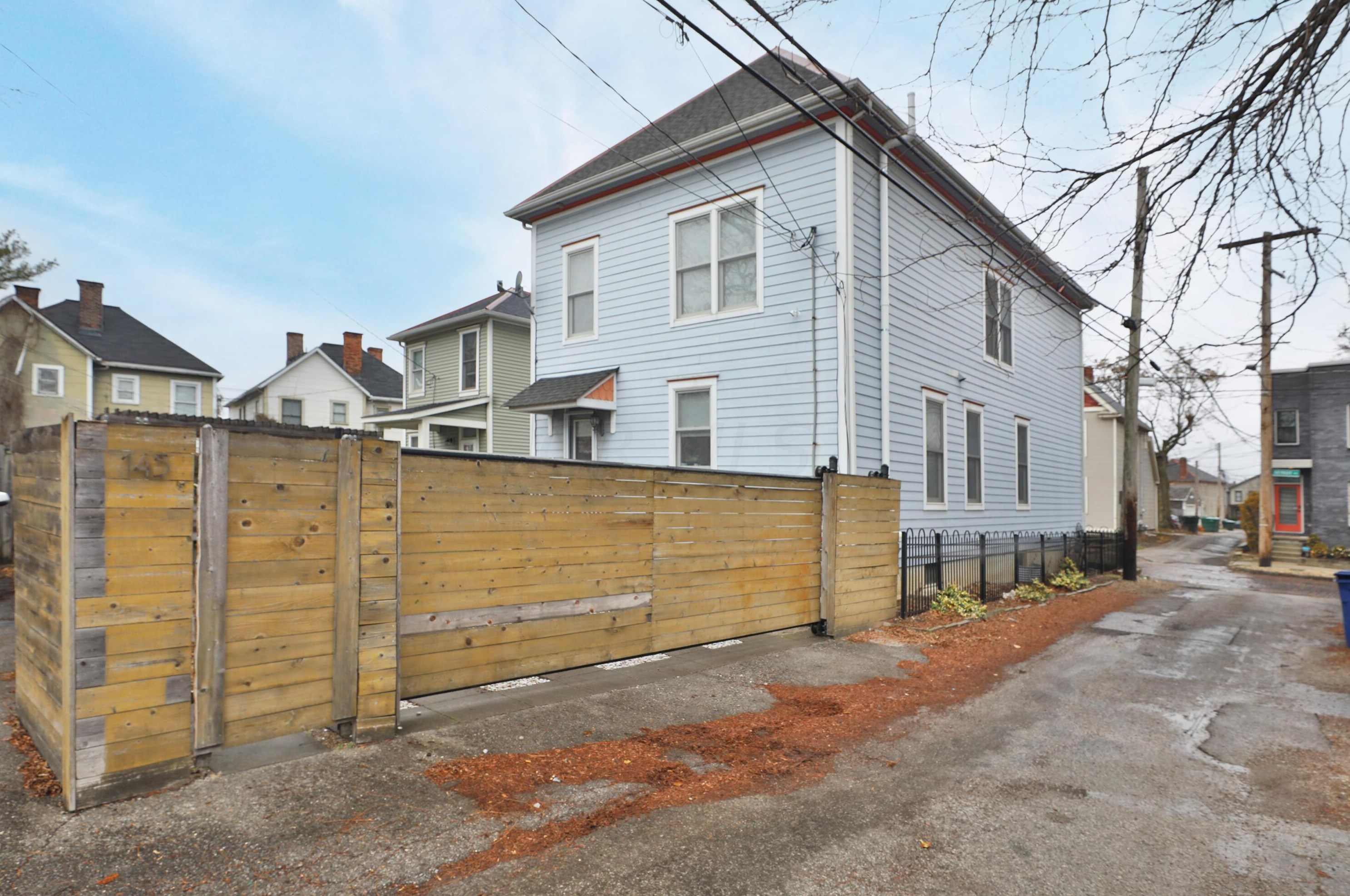 145 Detroit Ave, Columbus OH  43201-3507 exterior