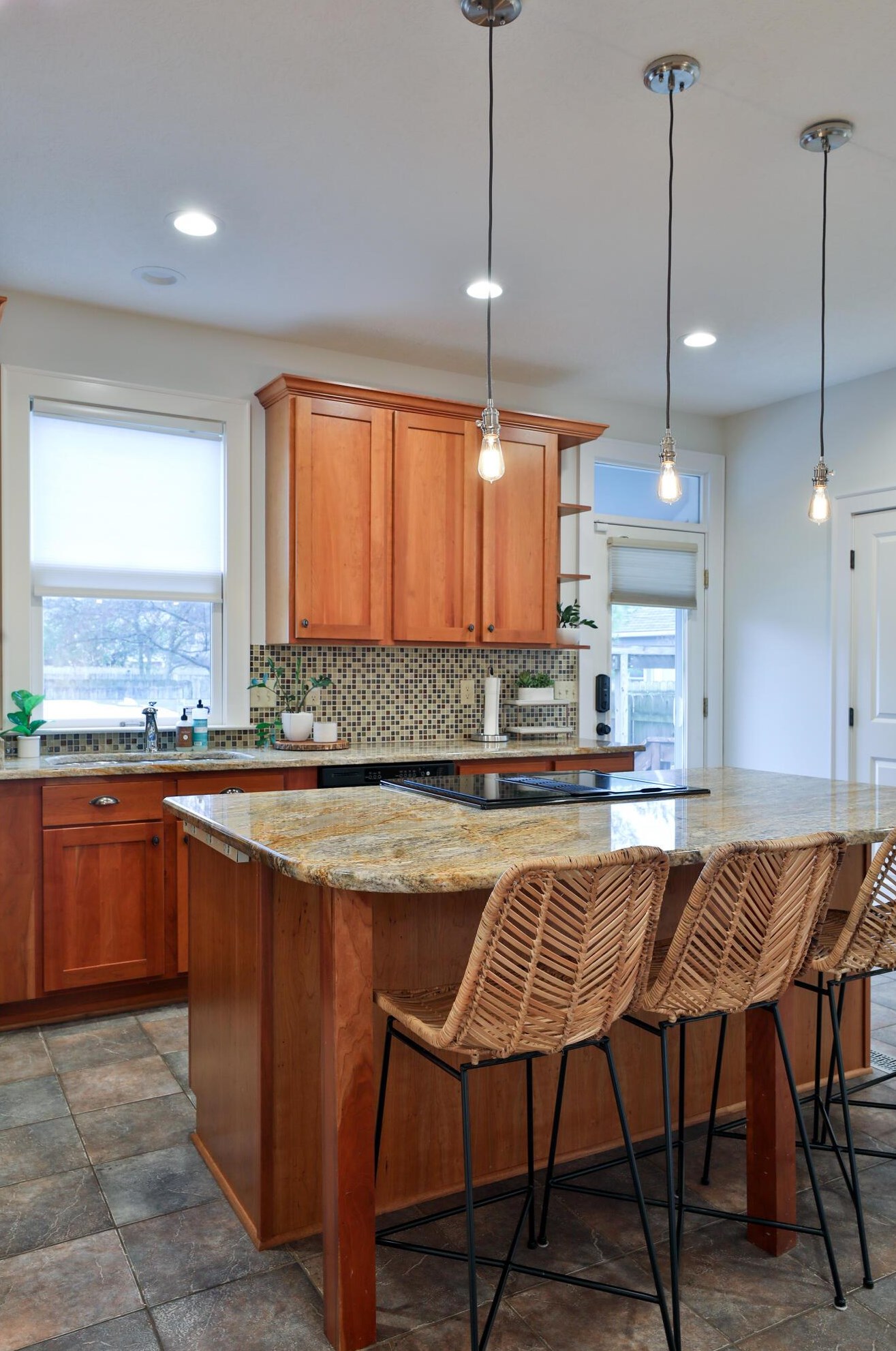 145 Detroit Ave, Columbus OH  43201-3507 exterior