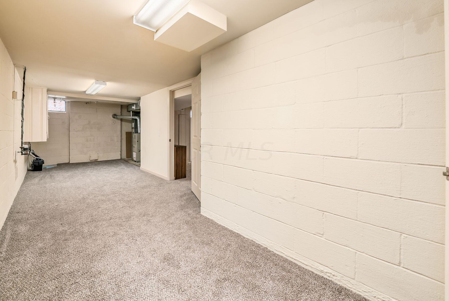 215 Richards Rd, Columbus OH  43214-3737 exterior