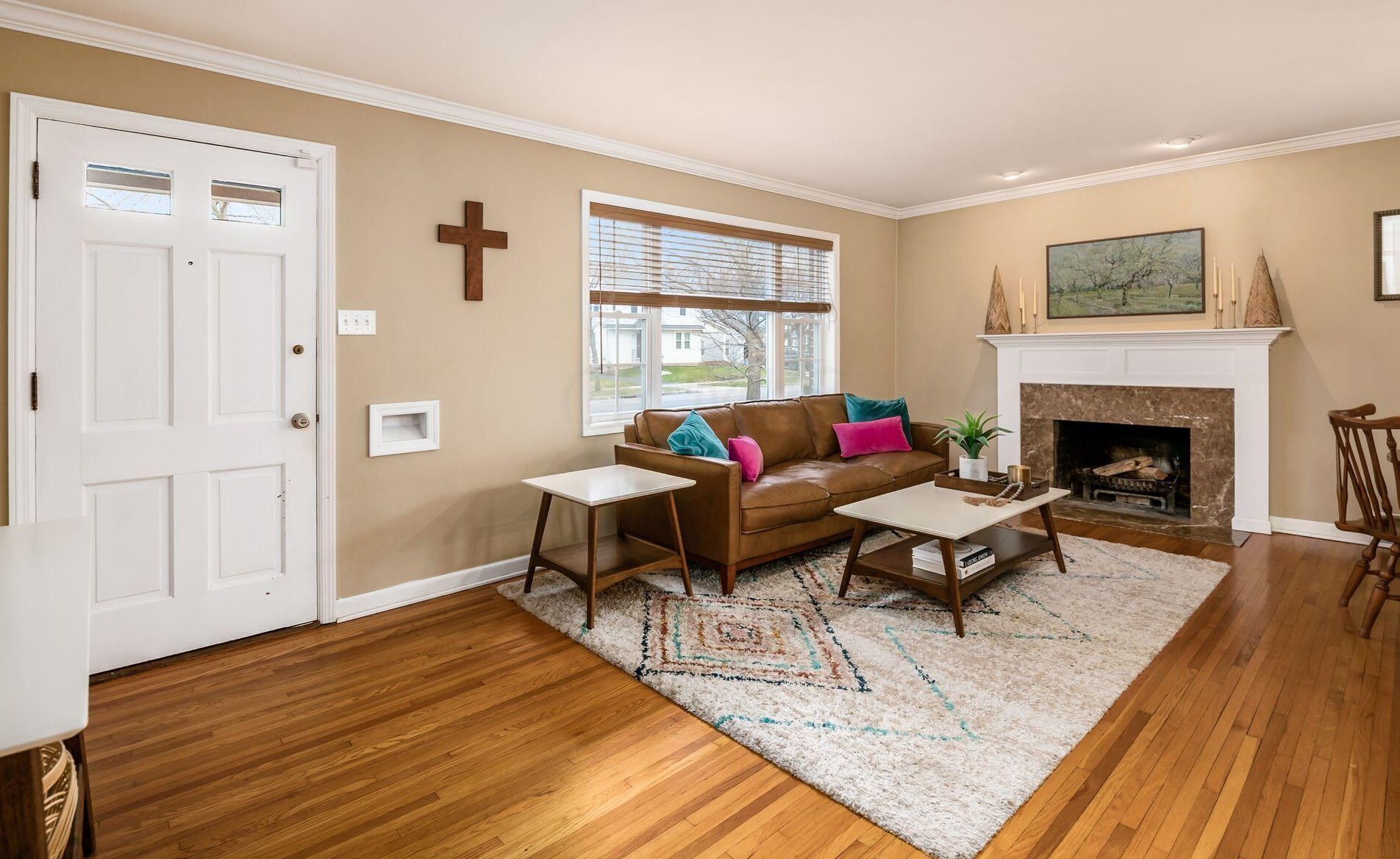 215 Richards Rd, Columbus OH  43214-3737 exterior