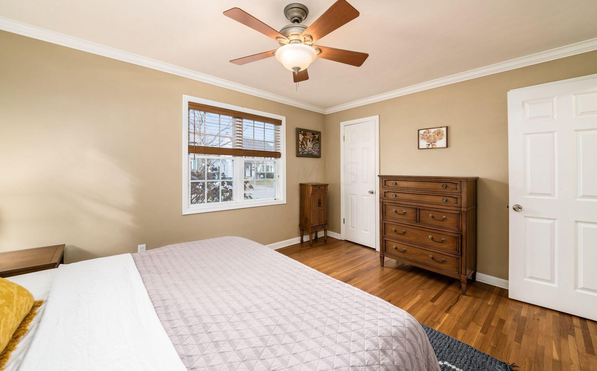 215 Richards Rd, Columbus OH  43214-3737 exterior