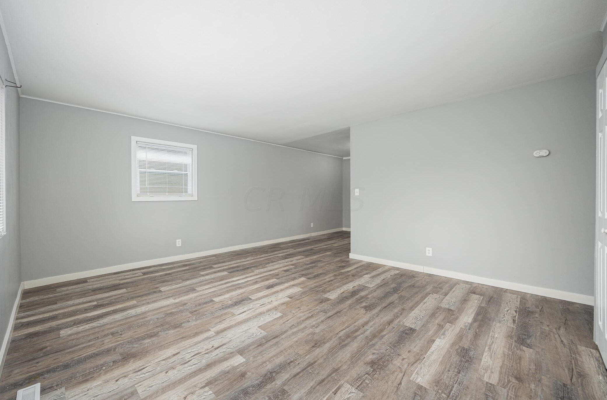 5297 Cullen Dr, Columbus OH  43232-6259 exterior