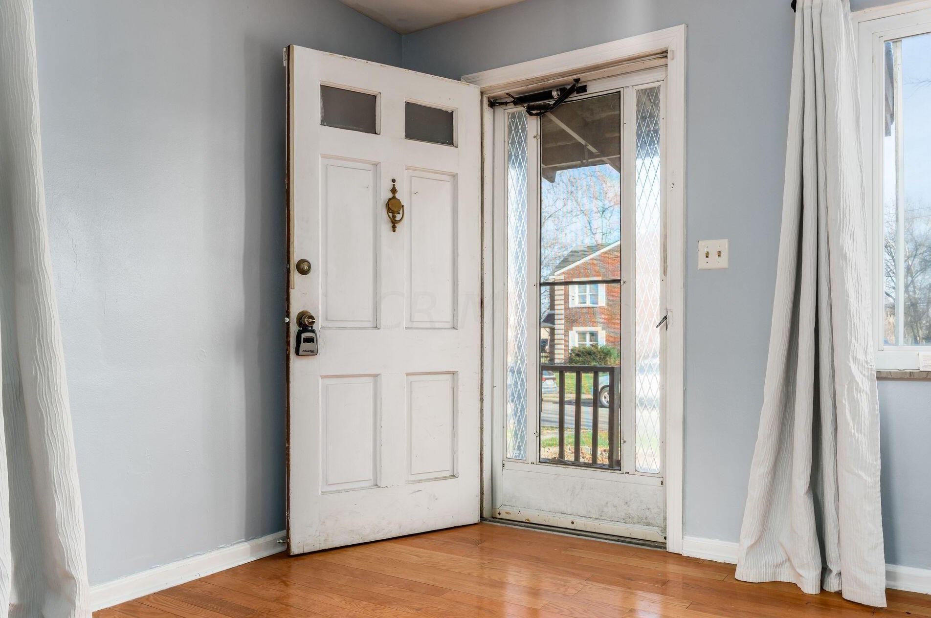 731 Chesterfield Rd, Columbus OH  43209-2629 exterior