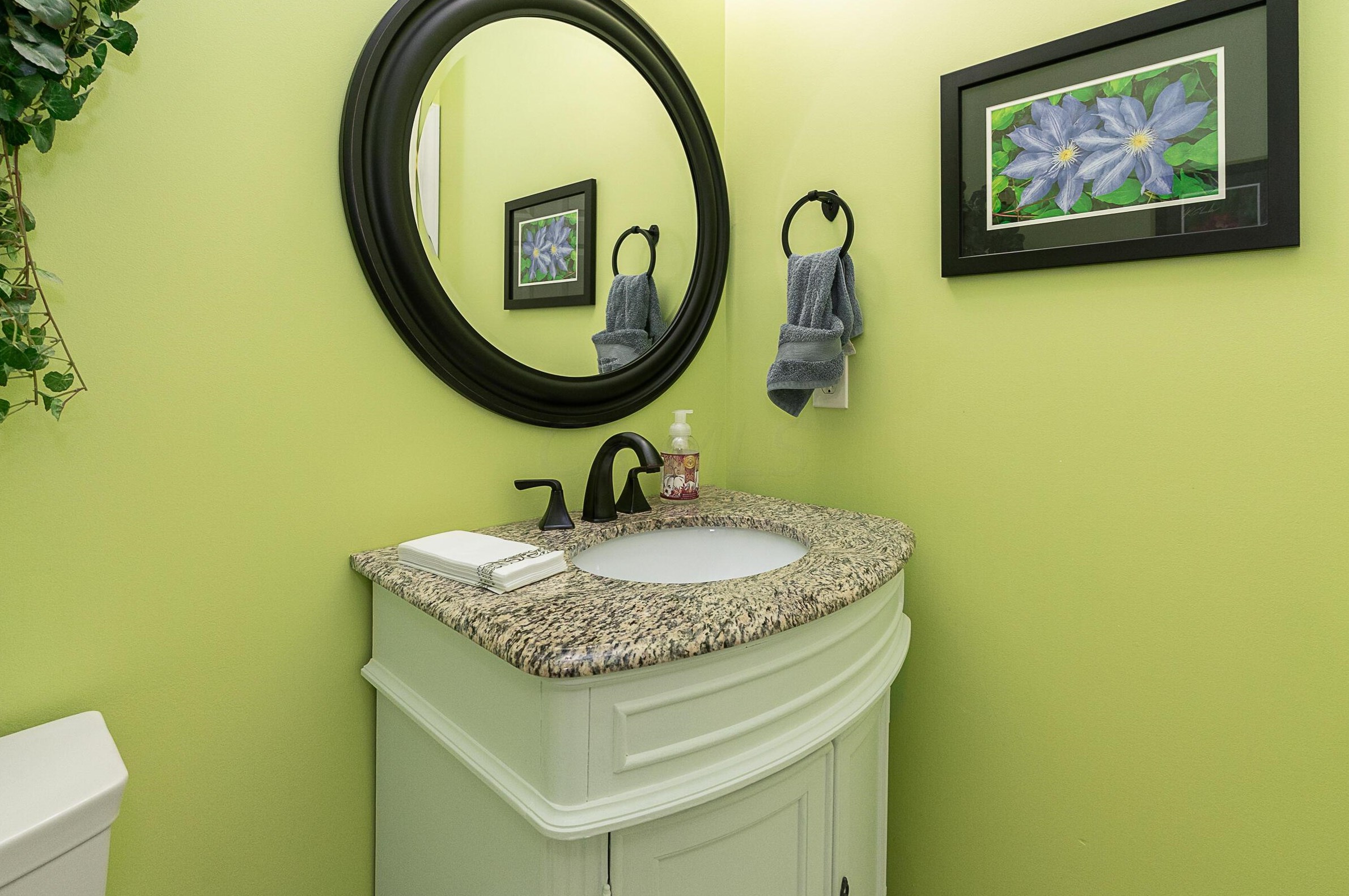 4105 Hanover Square Dr, Dublin OH  43016-7084 exterior