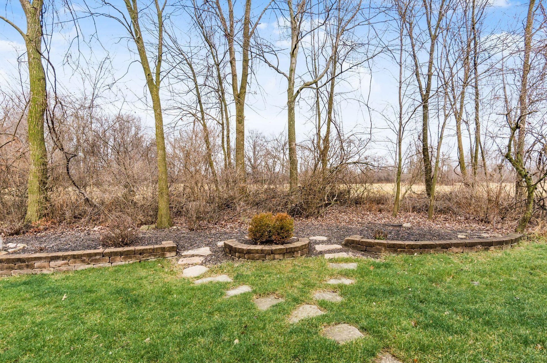 6246 Kinver Edge Way, Columbus OH  43213-5128 exterior