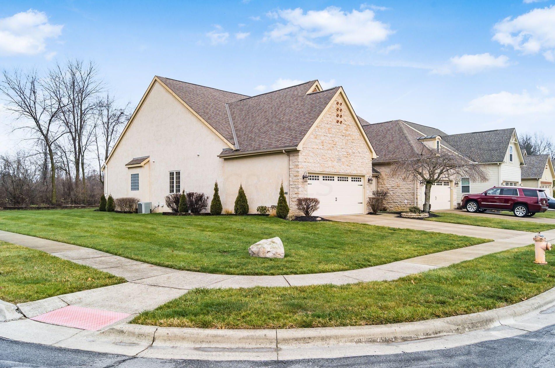 6246 Kinver Edge Way, Columbus OH  43213-5128 exterior