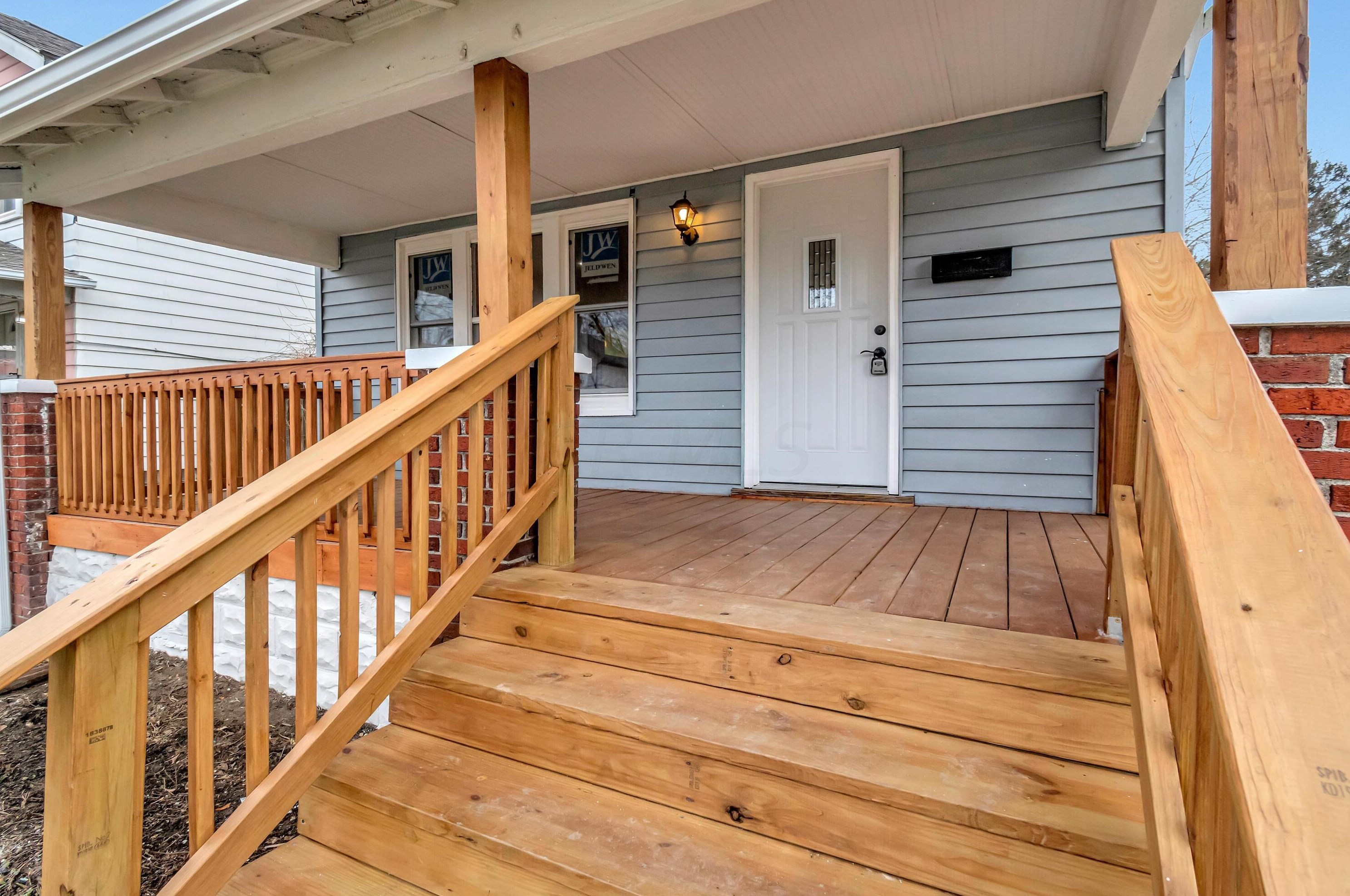 1366 Oakwood Ave, Columbus, OH 43206-3165