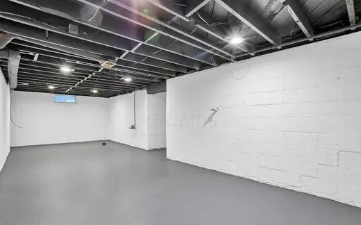 3226 Medina Ave, Columbus OH  43224-3501 exterior