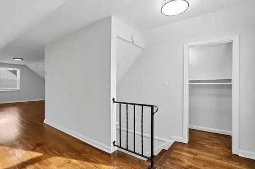 3226 Medina Ave, Columbus OH  43224-3501 exterior