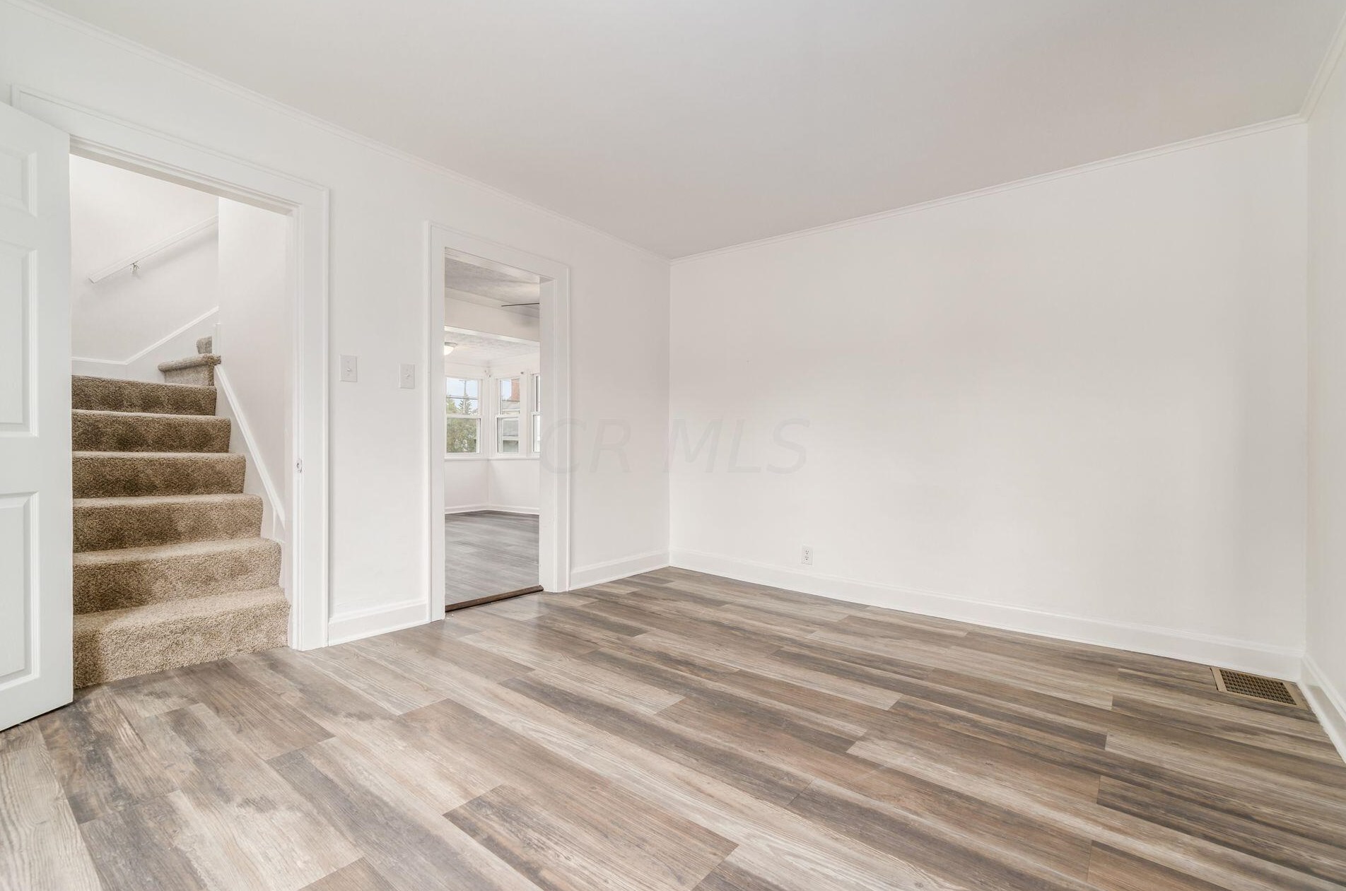 177 Lennox Ave, Columbus OH 43228-1132 exterior