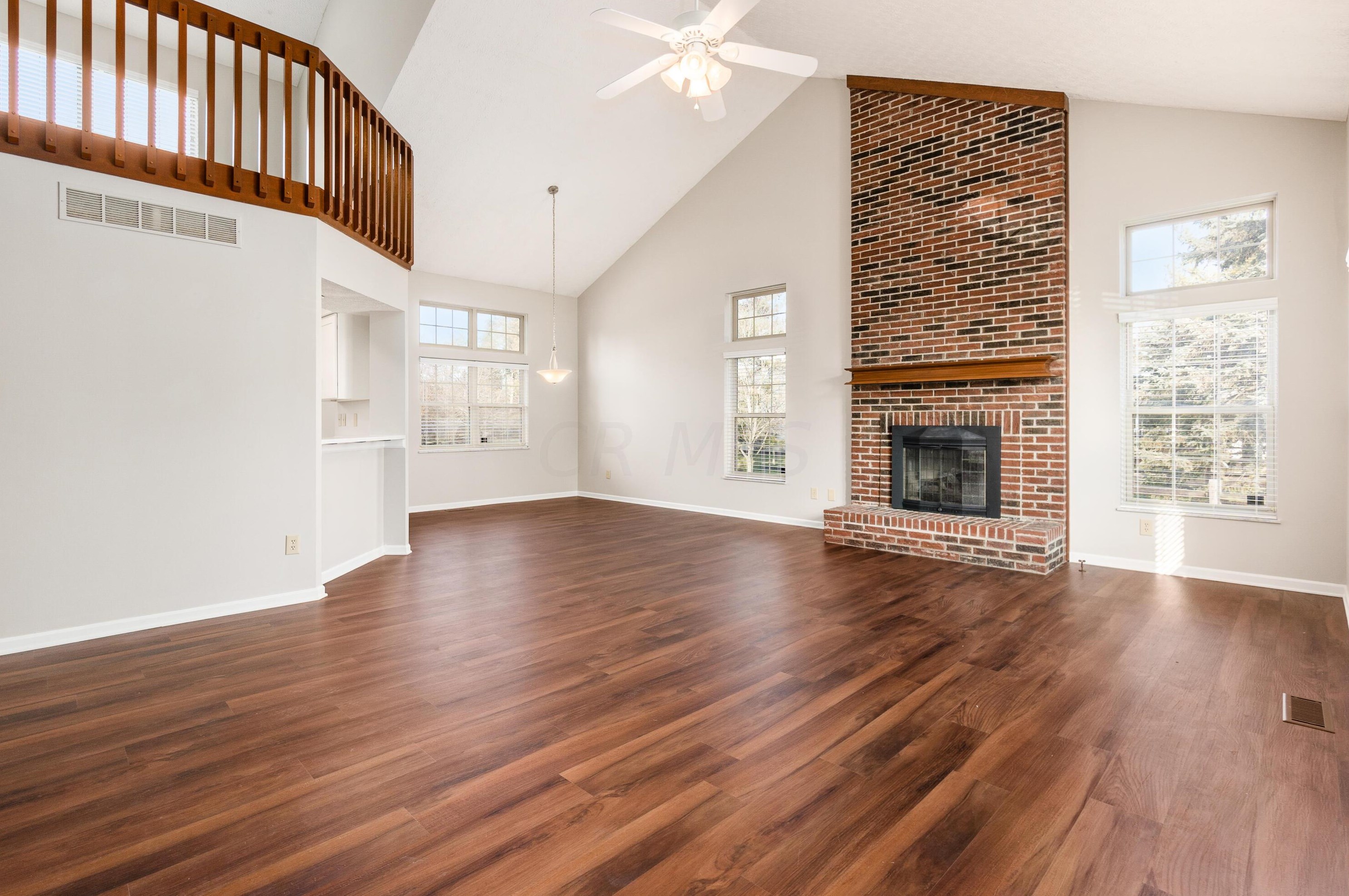 5906 Scotsman Ct, Dublin, OH 43016-2235