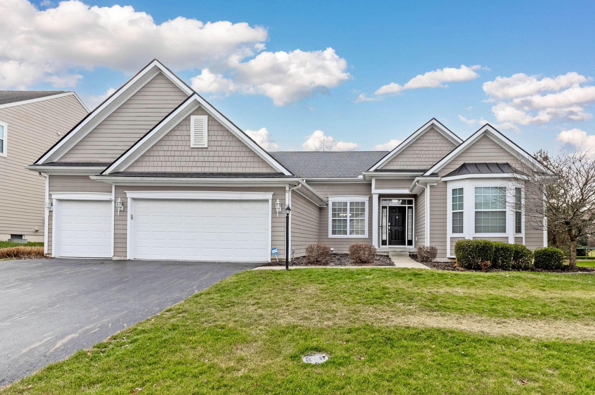 6428 Fox Hollow Dr, Galena, OH 43021