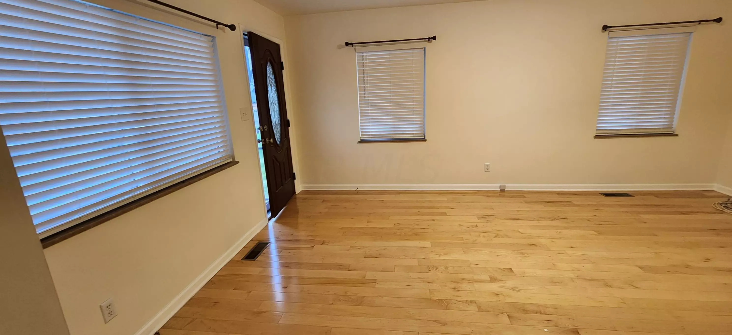 2766 Columbus Ave, Columbus OH  43209-1135 exterior