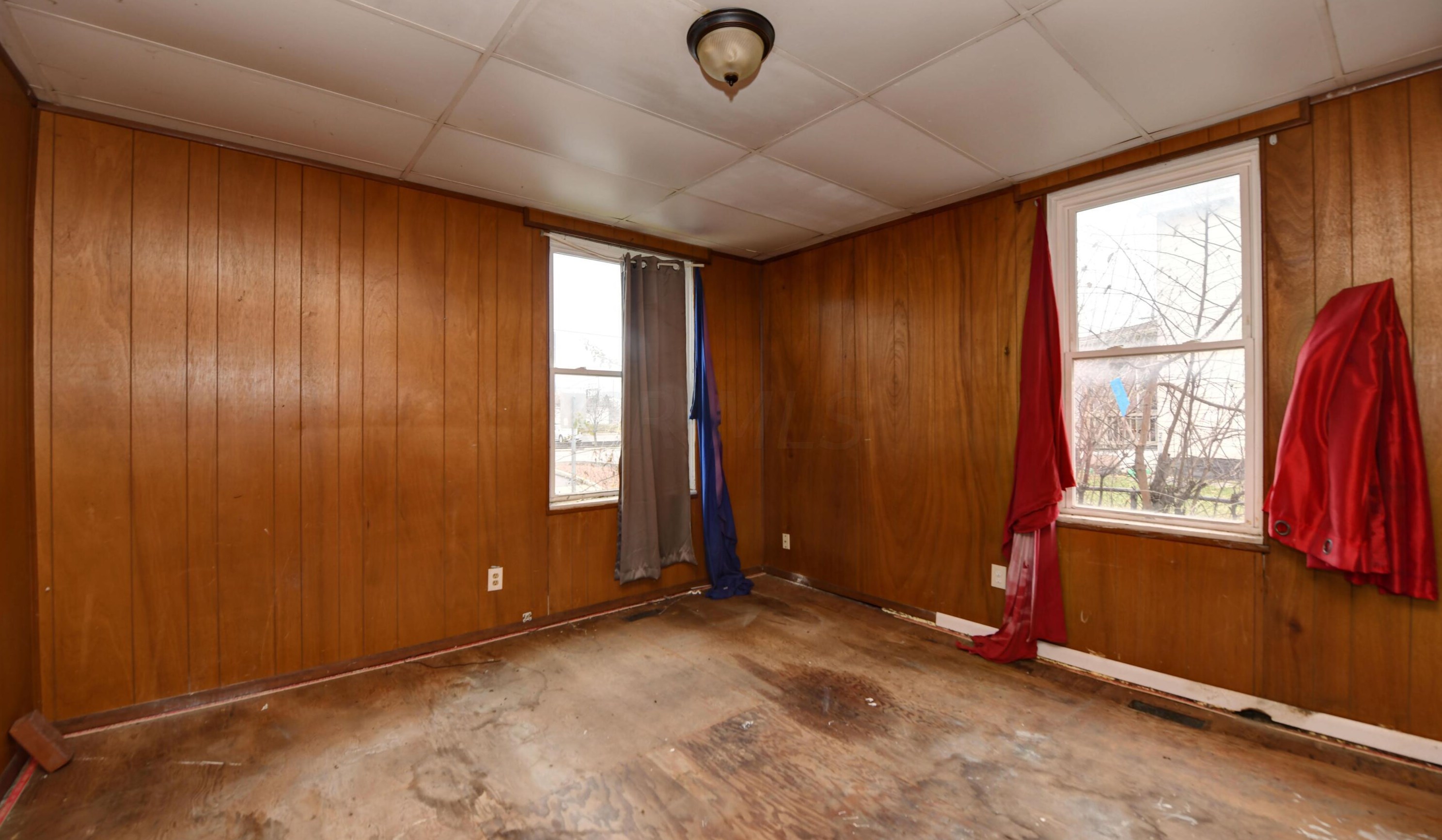 63 Wheatland Ave, Columbus OH  43204-3774 exterior