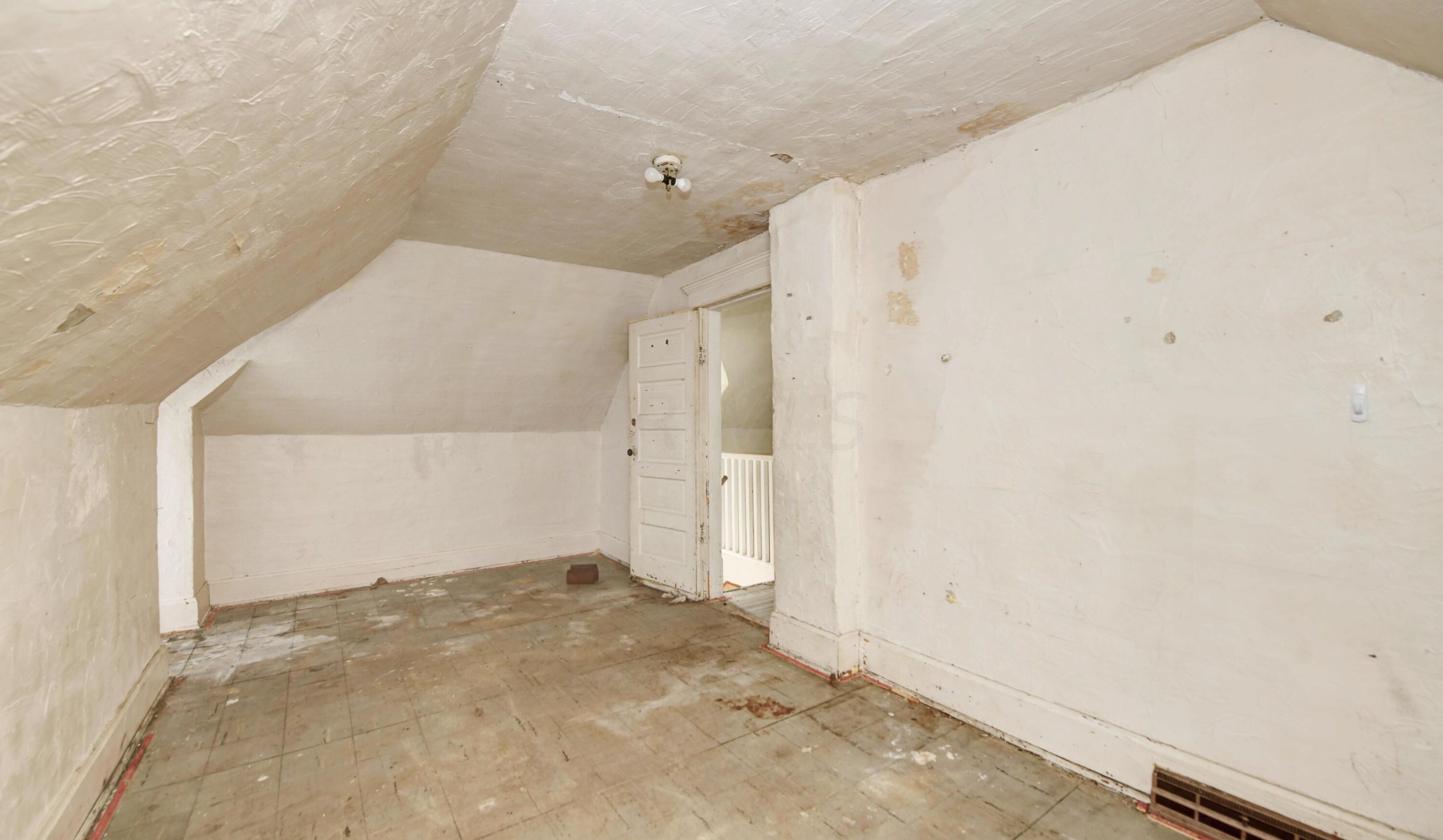 63 Wheatland Ave, Columbus OH  43204-3774 exterior