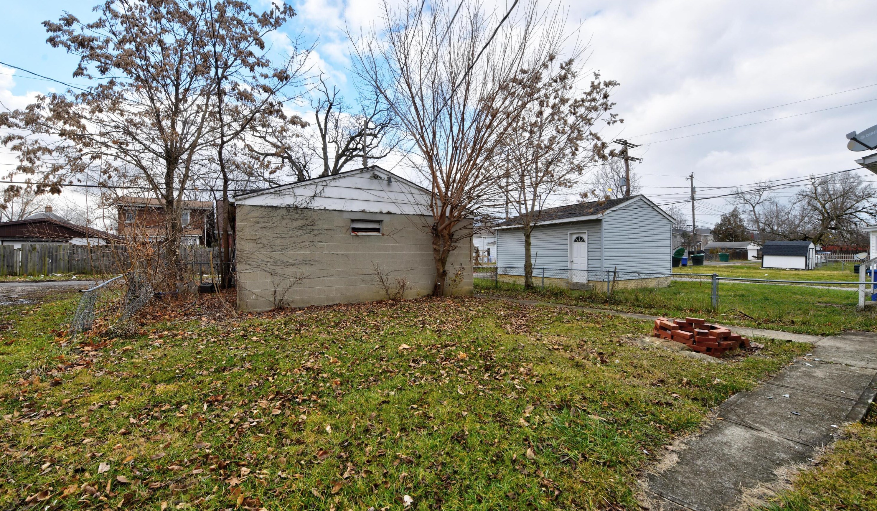 63 Wheatland Ave, Columbus OH  43204-3774 exterior