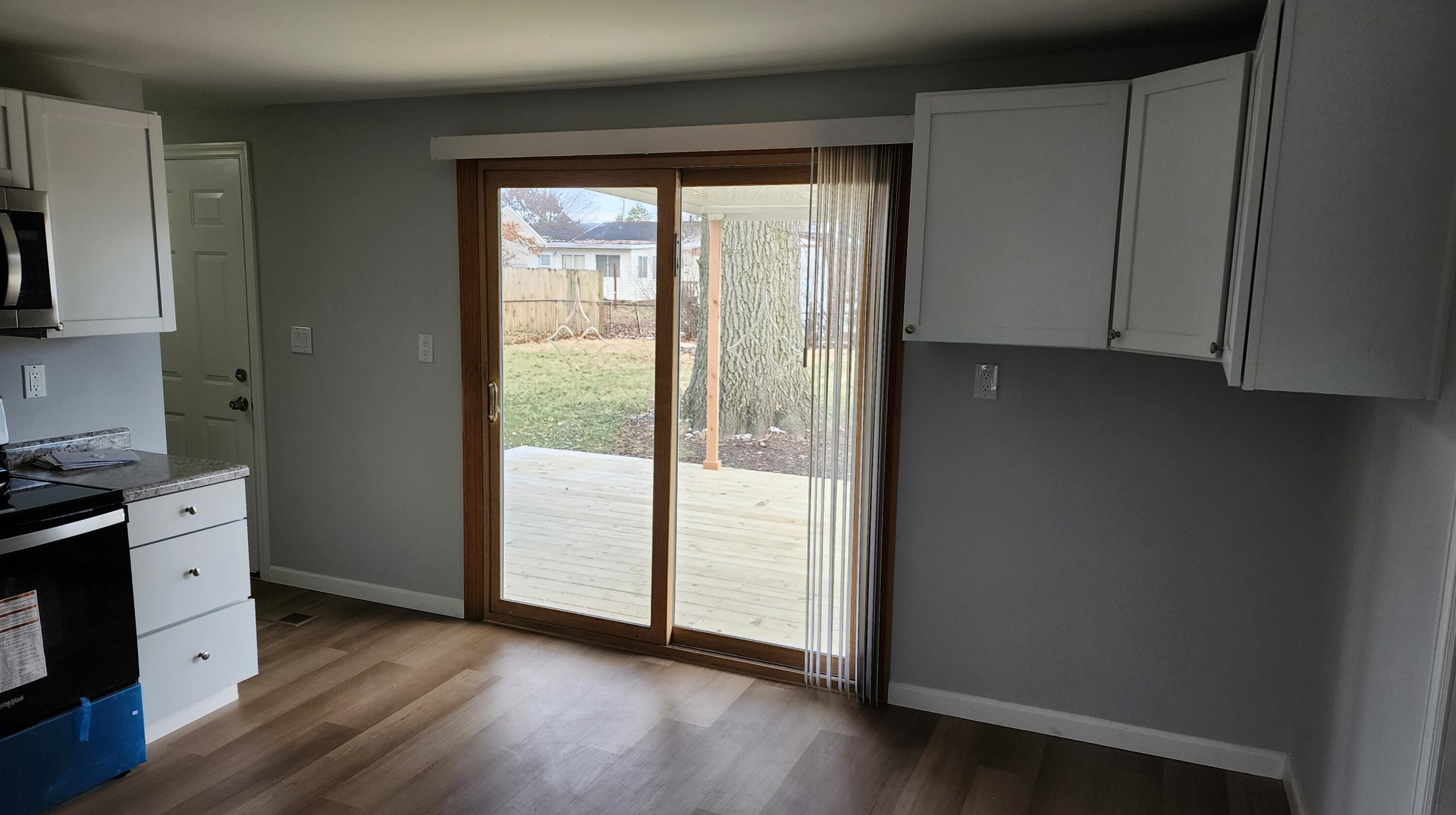 352 Amesbury Dr, Columbus OH  43230-6403 exterior