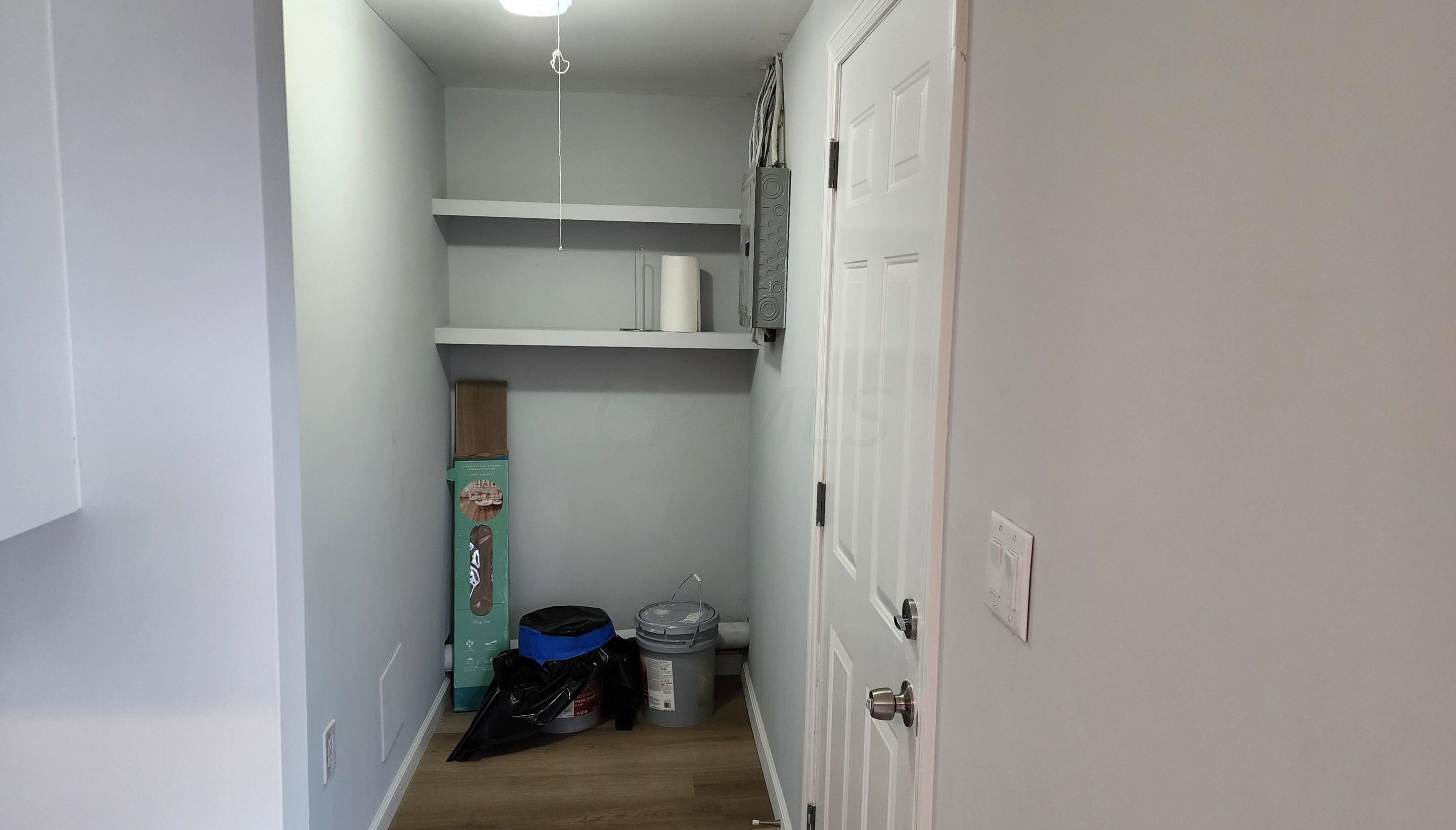 352 Amesbury Dr, Columbus OH  43230-6403 exterior