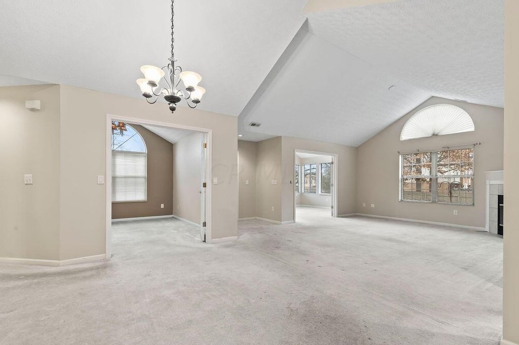 76 Villamere Dr, Columbus OH 43213-1582 exterior