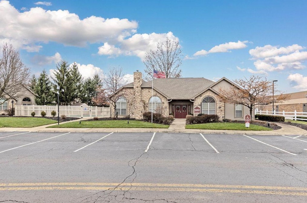 76 Villamere Dr, Columbus OH 43213-1582 exterior