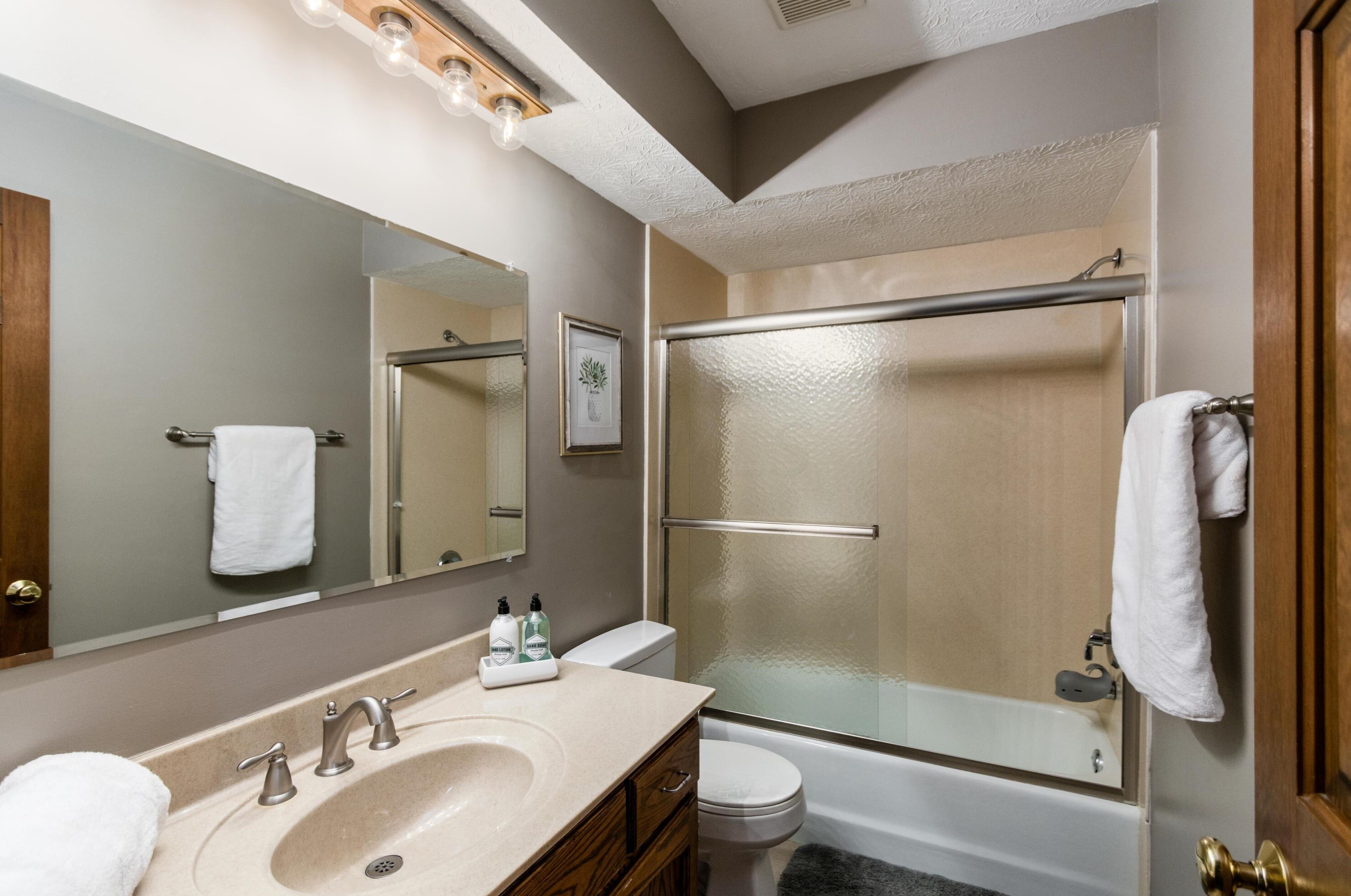 798 Tweed Ct, Columbus OH  43085-2962 exterior