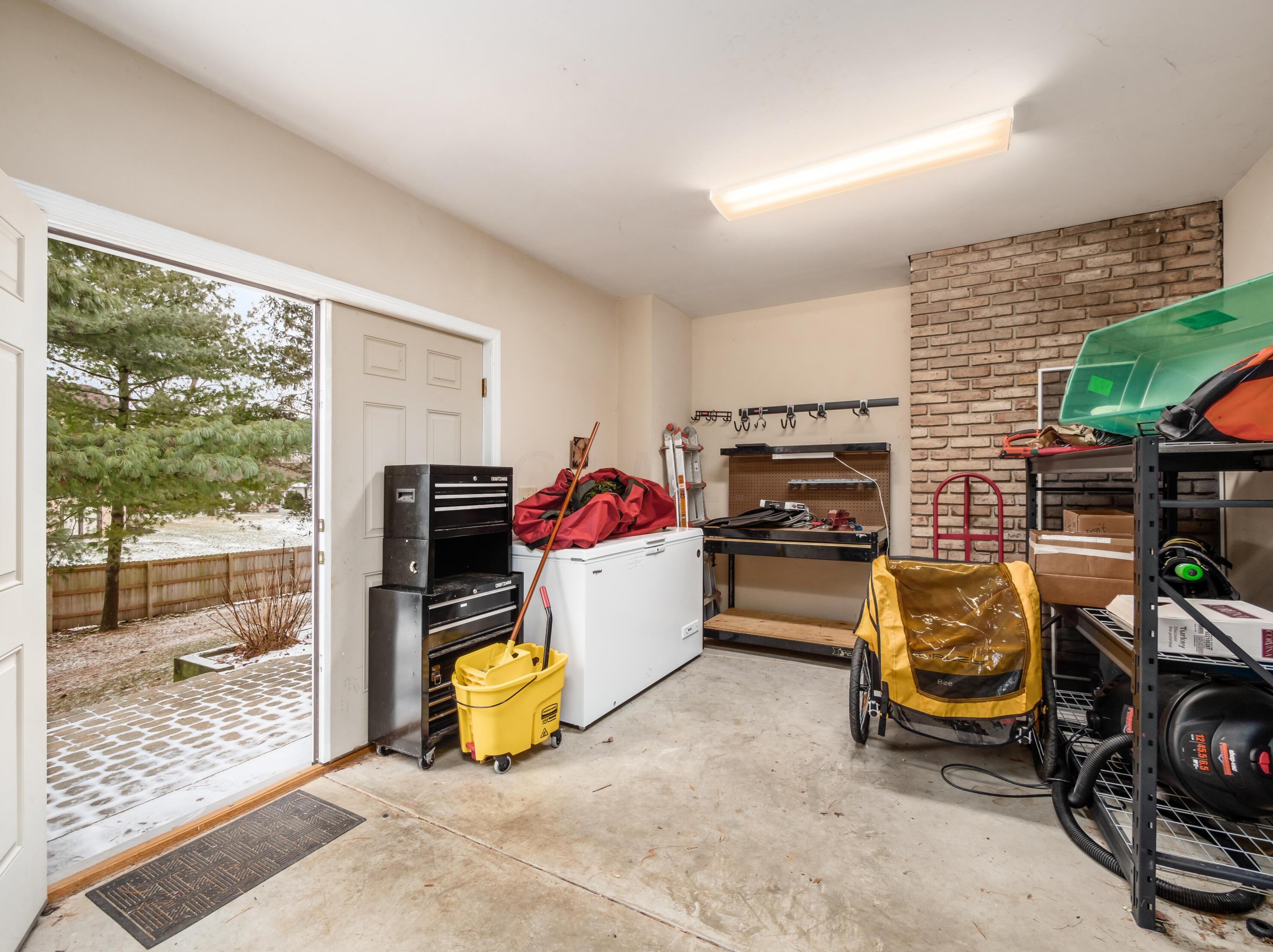 798 Tweed Ct, Columbus OH  43085-2962 exterior