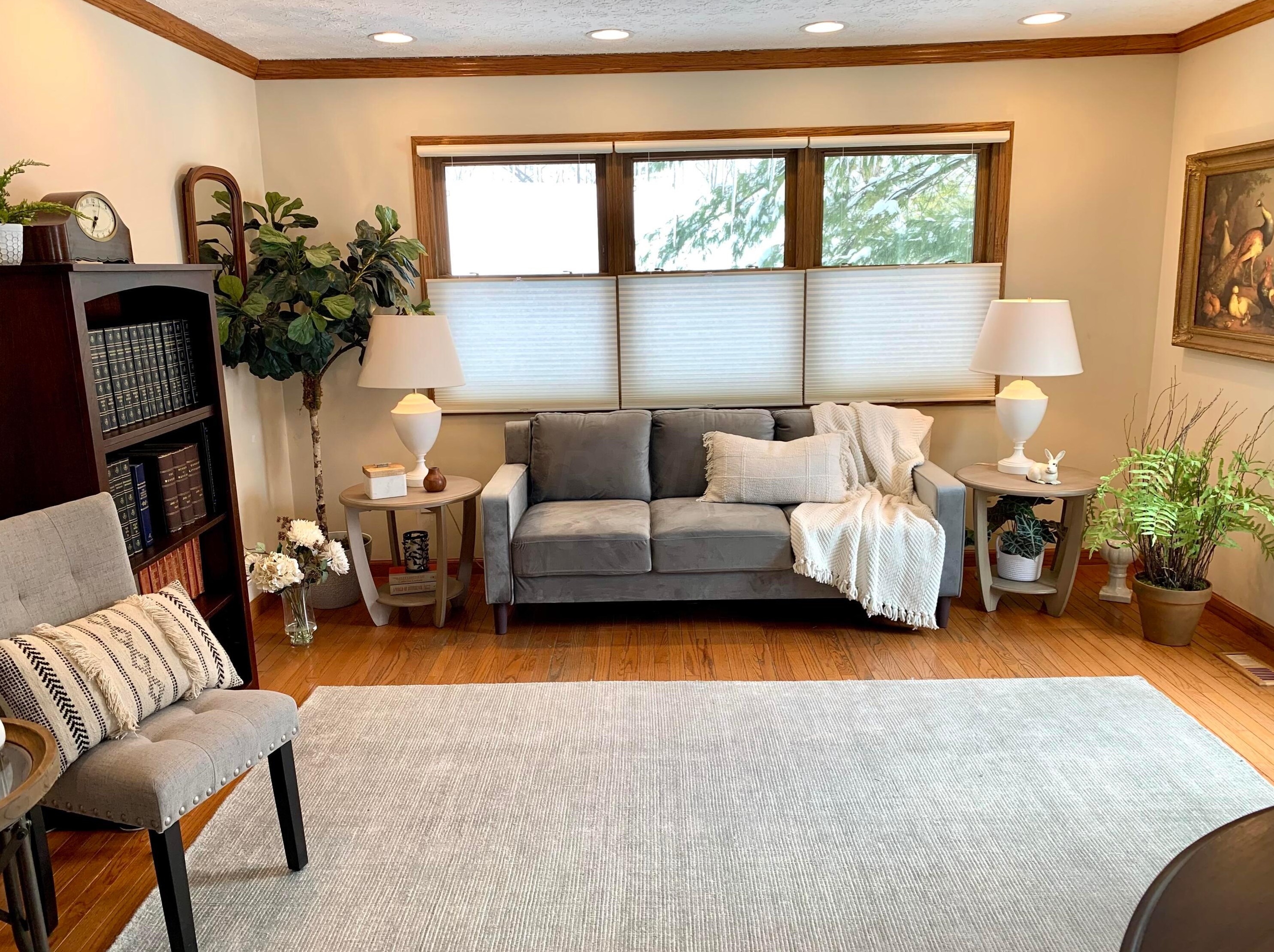 798 Tweed Ct, Columbus OH  43085-2962 exterior