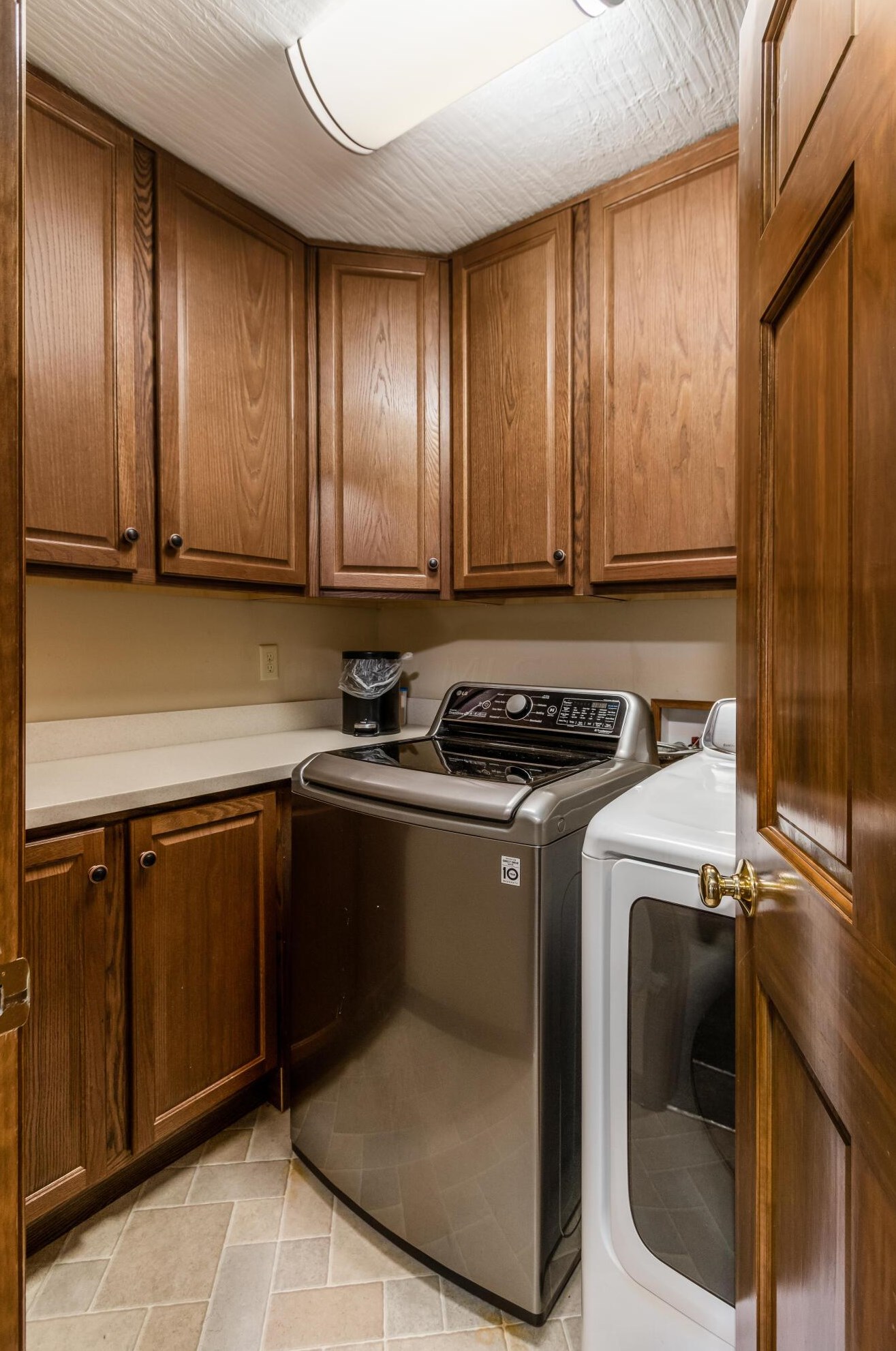 798 Tweed Ct, Columbus OH  43085-2962 exterior