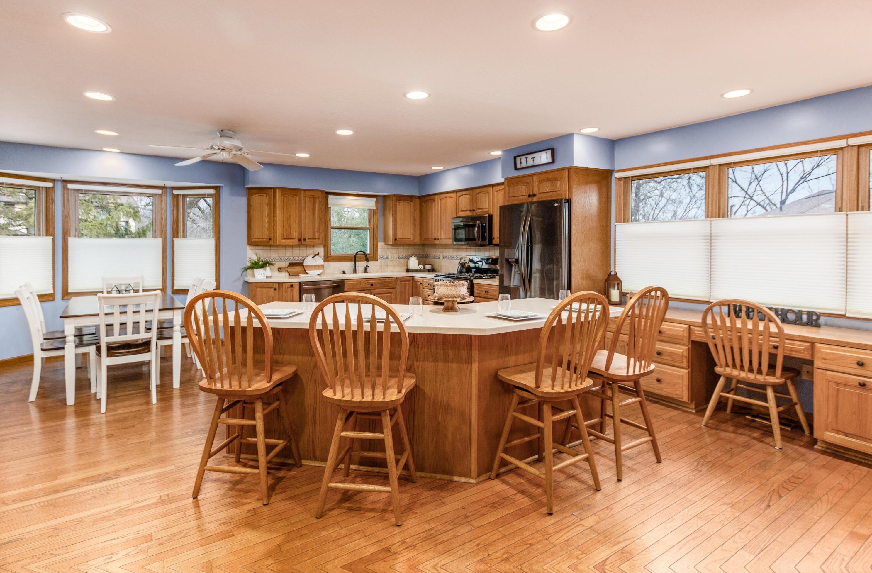 798 Tweed Ct, Columbus OH  43085-2962 exterior